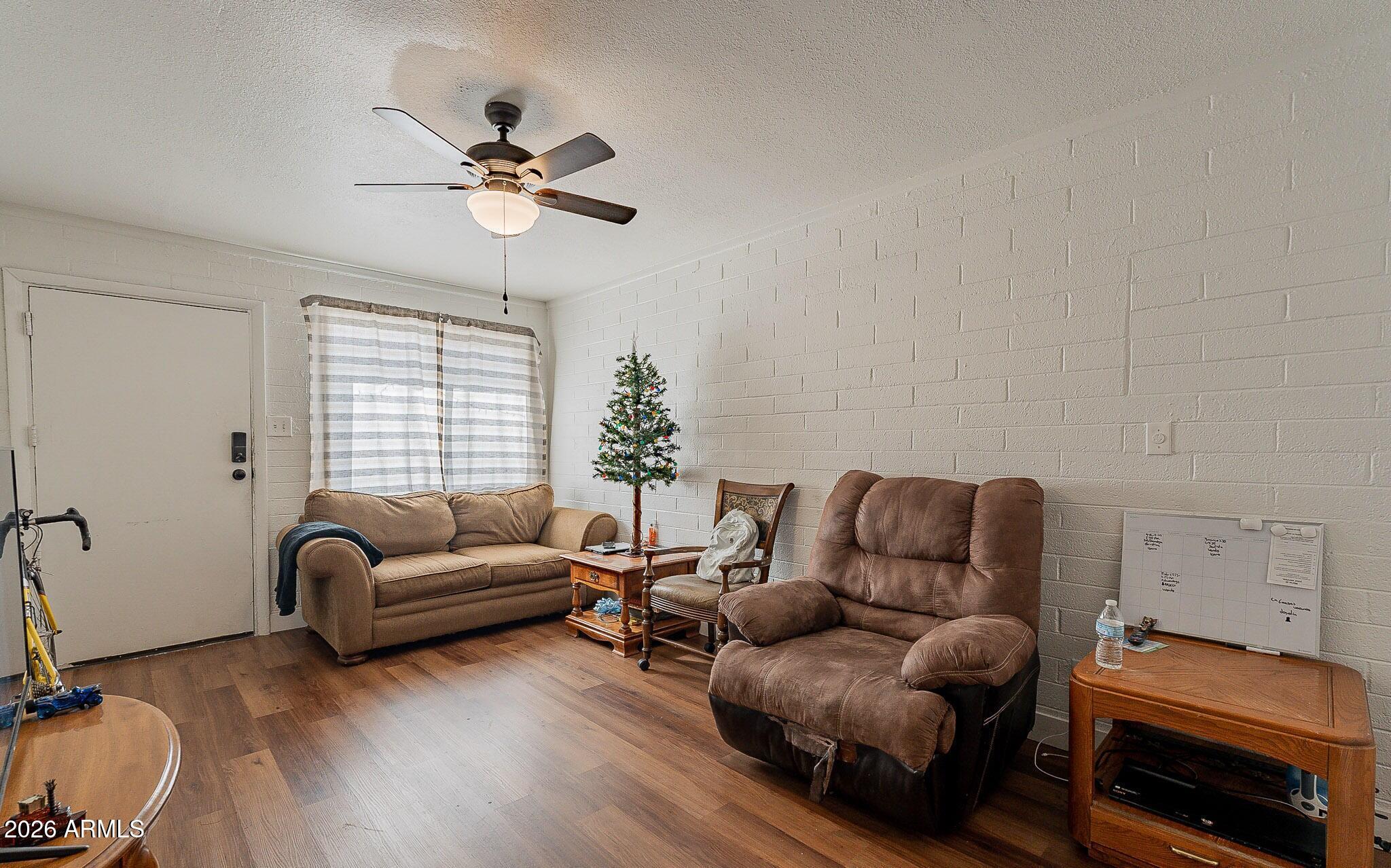 1021 N HAROLD Street