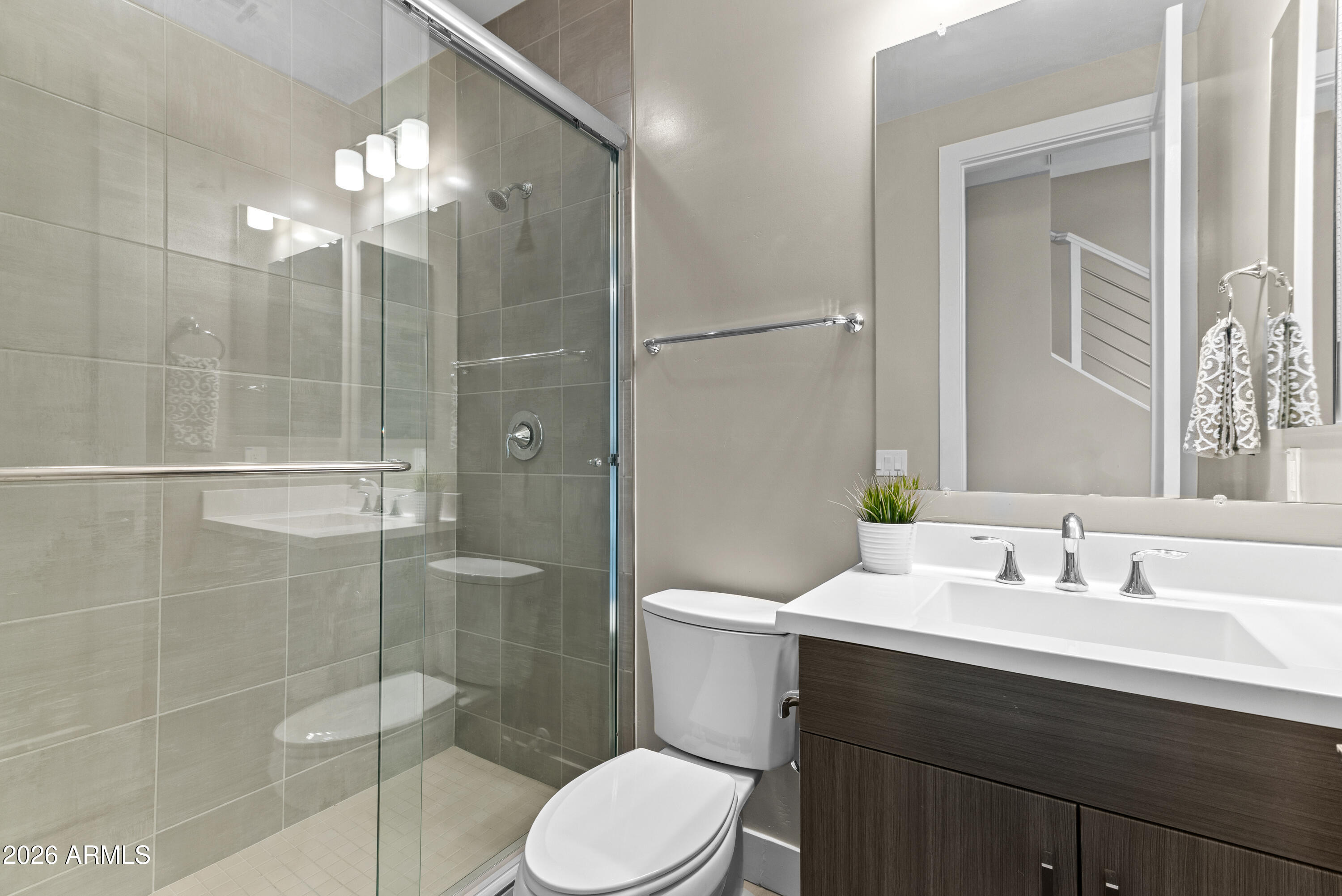 1717 E MORTEN Avenue 3