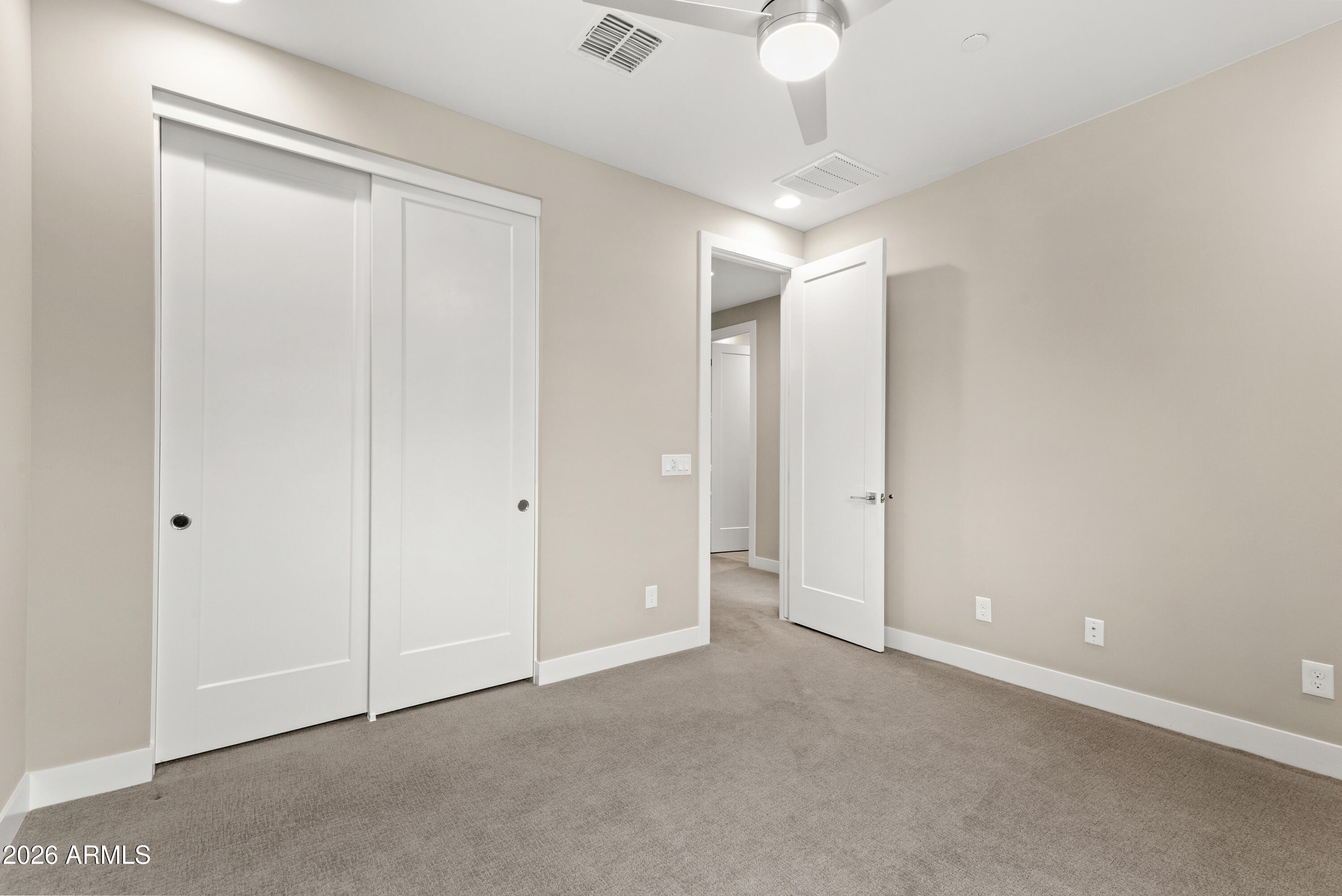 1717 E MORTEN Avenue 3