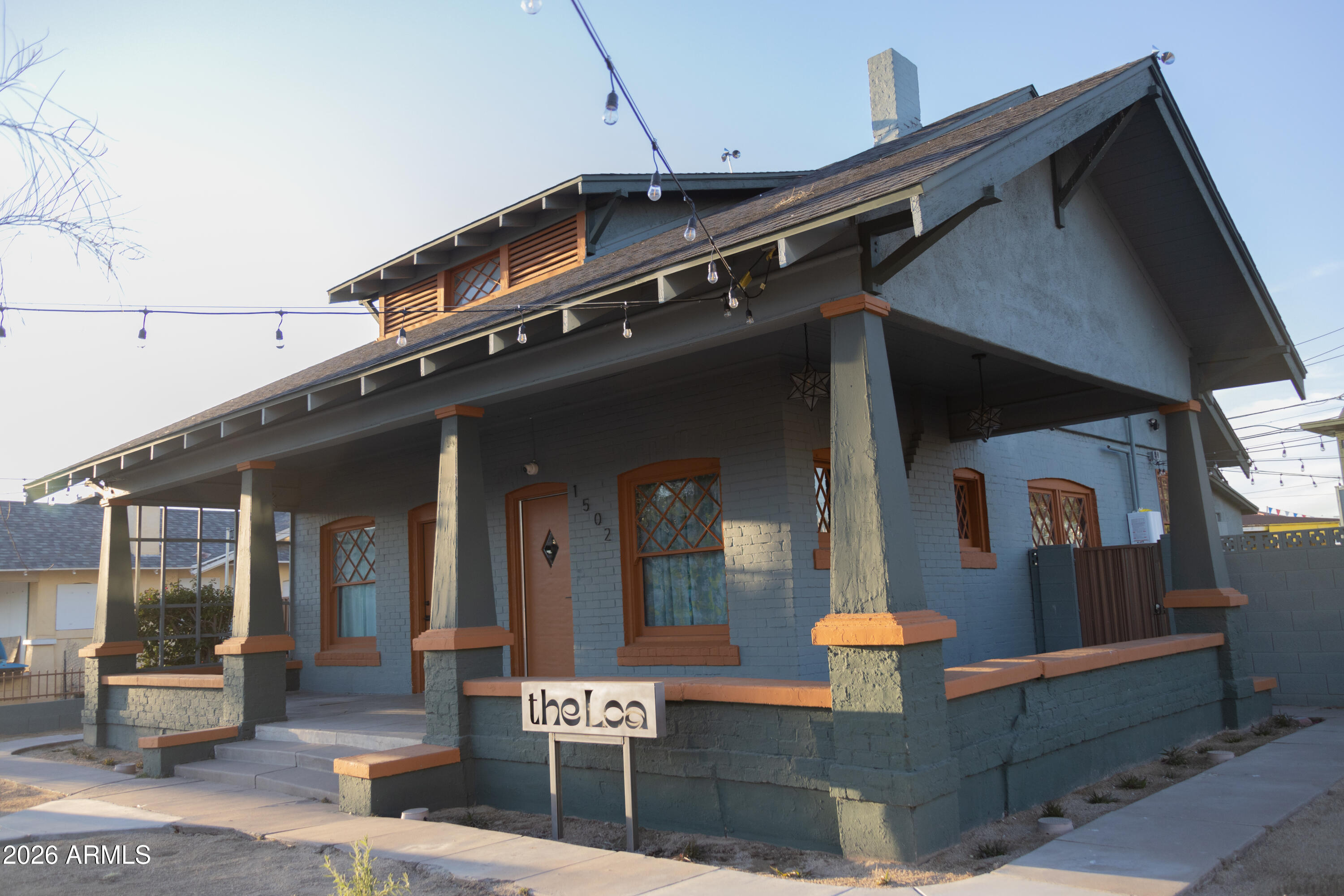 1502 W MONROE Street