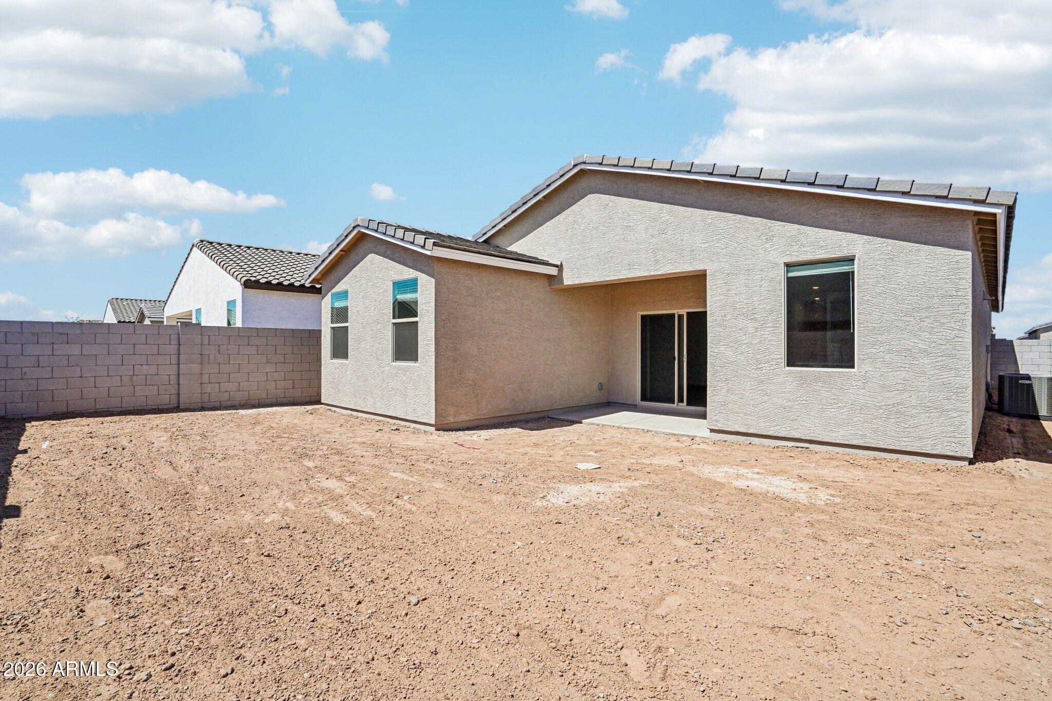 47637 W KENNER Drive