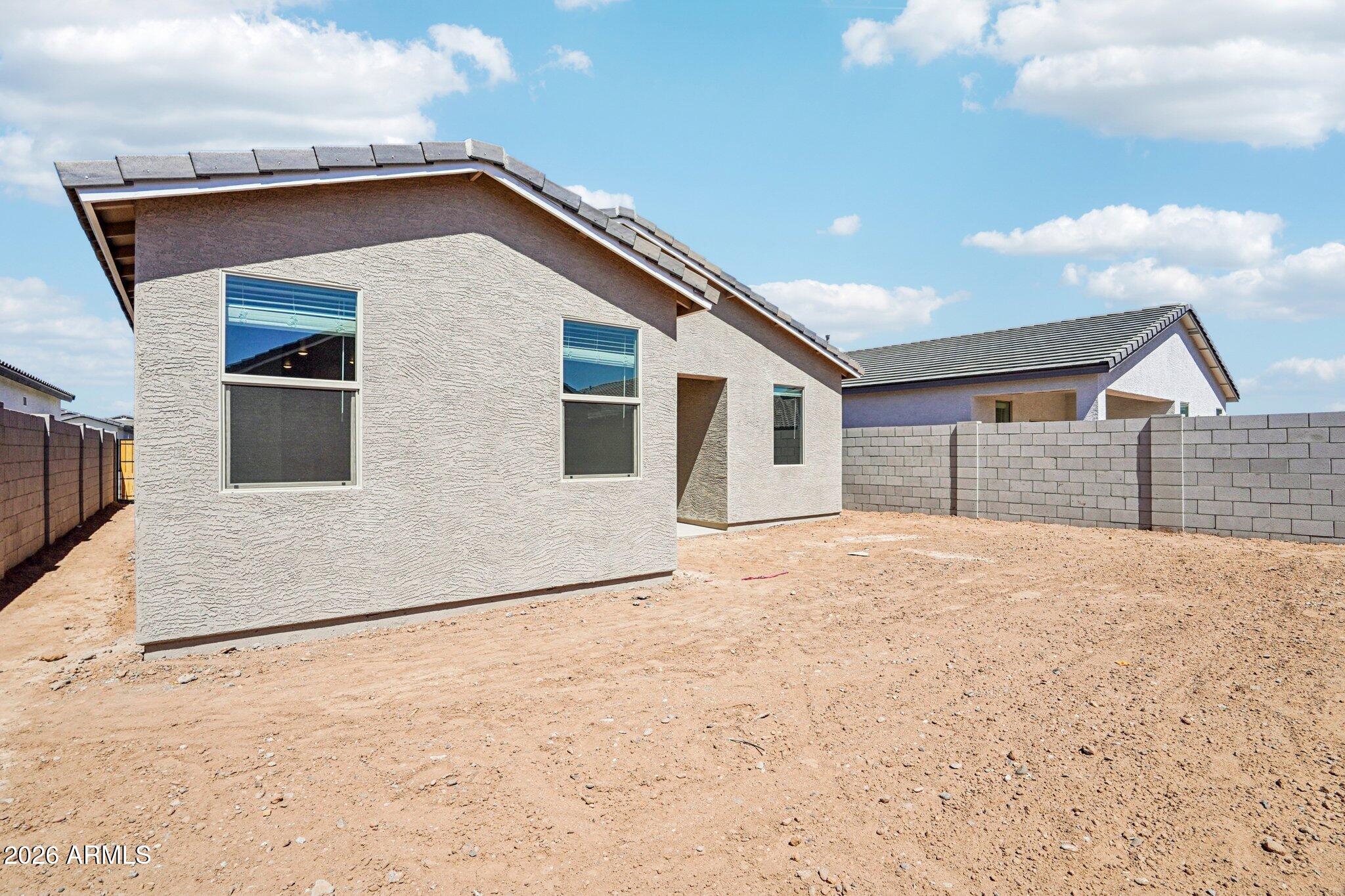 47637 W KENNER Drive