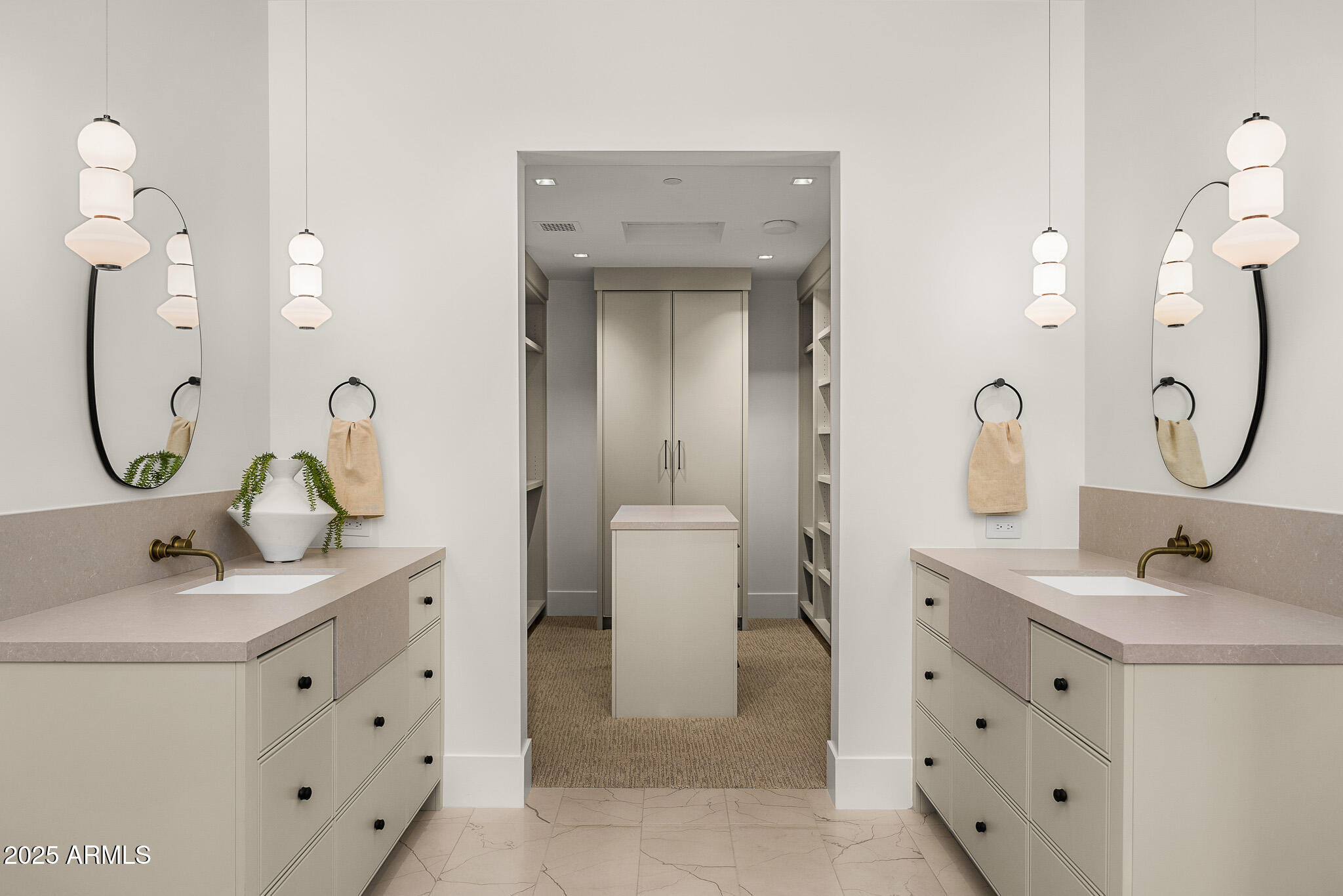 6126 E JOSHUA TREE Lane