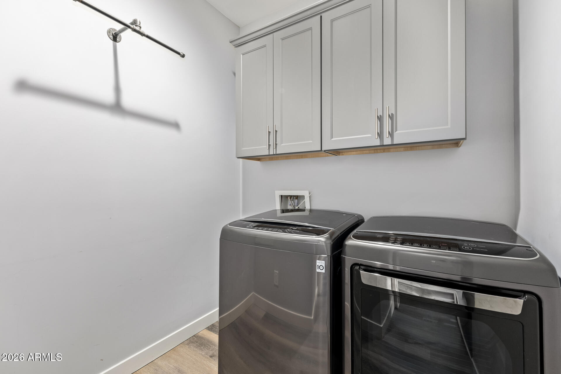 2315 E PINCHOT Avenue 126