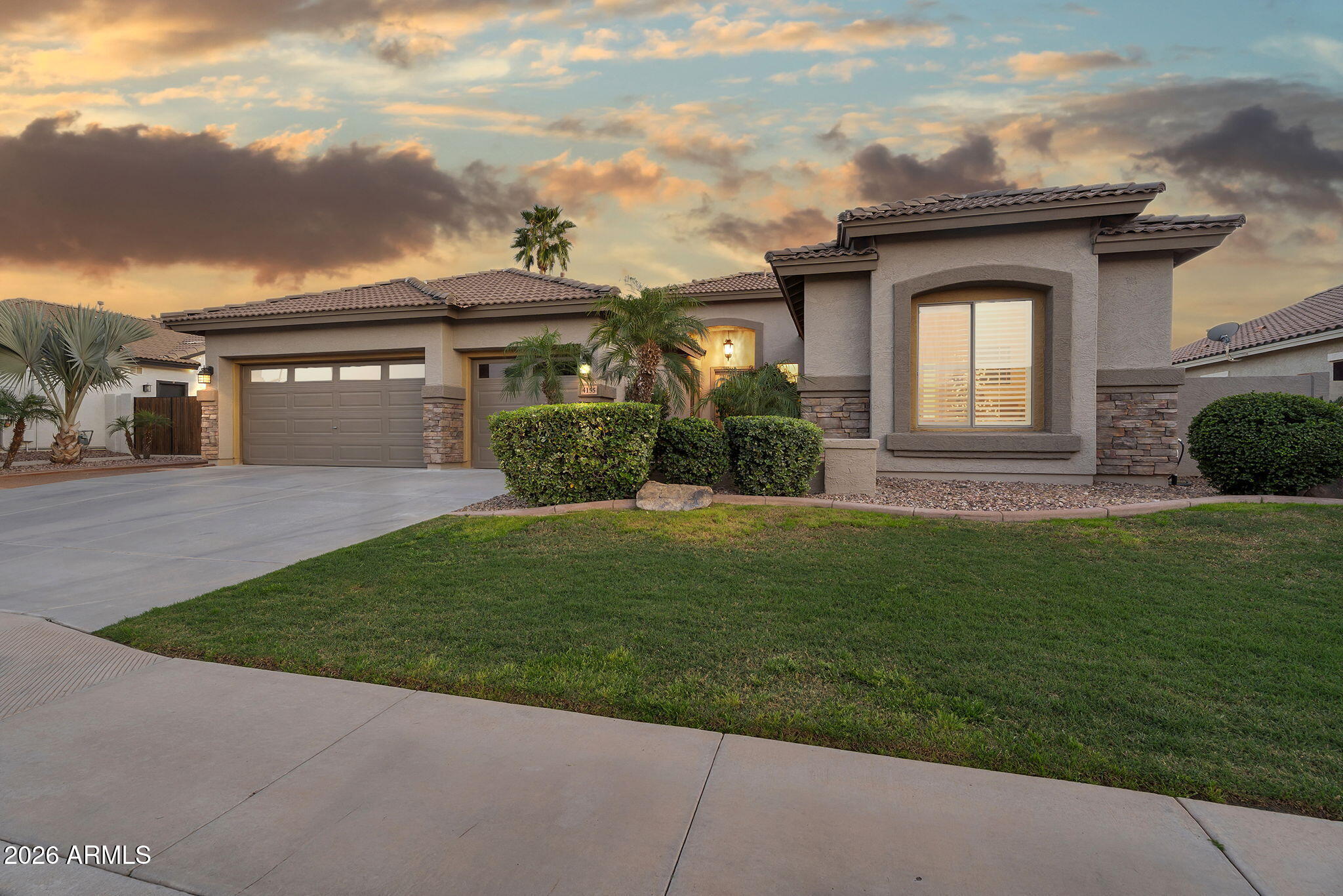 4155 E DUBOIS Avenue