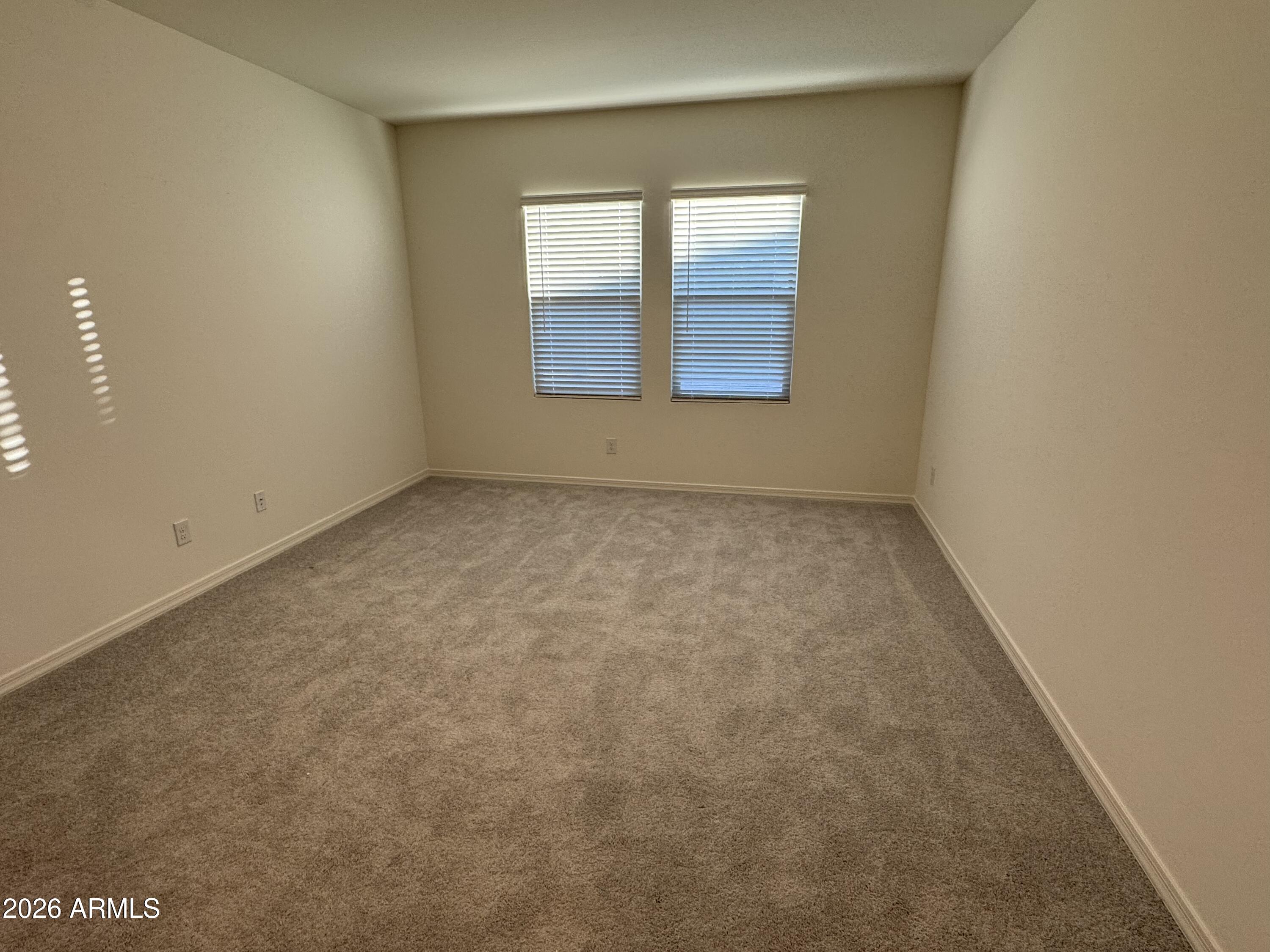 10047 W DEVONSHIRE Avenue