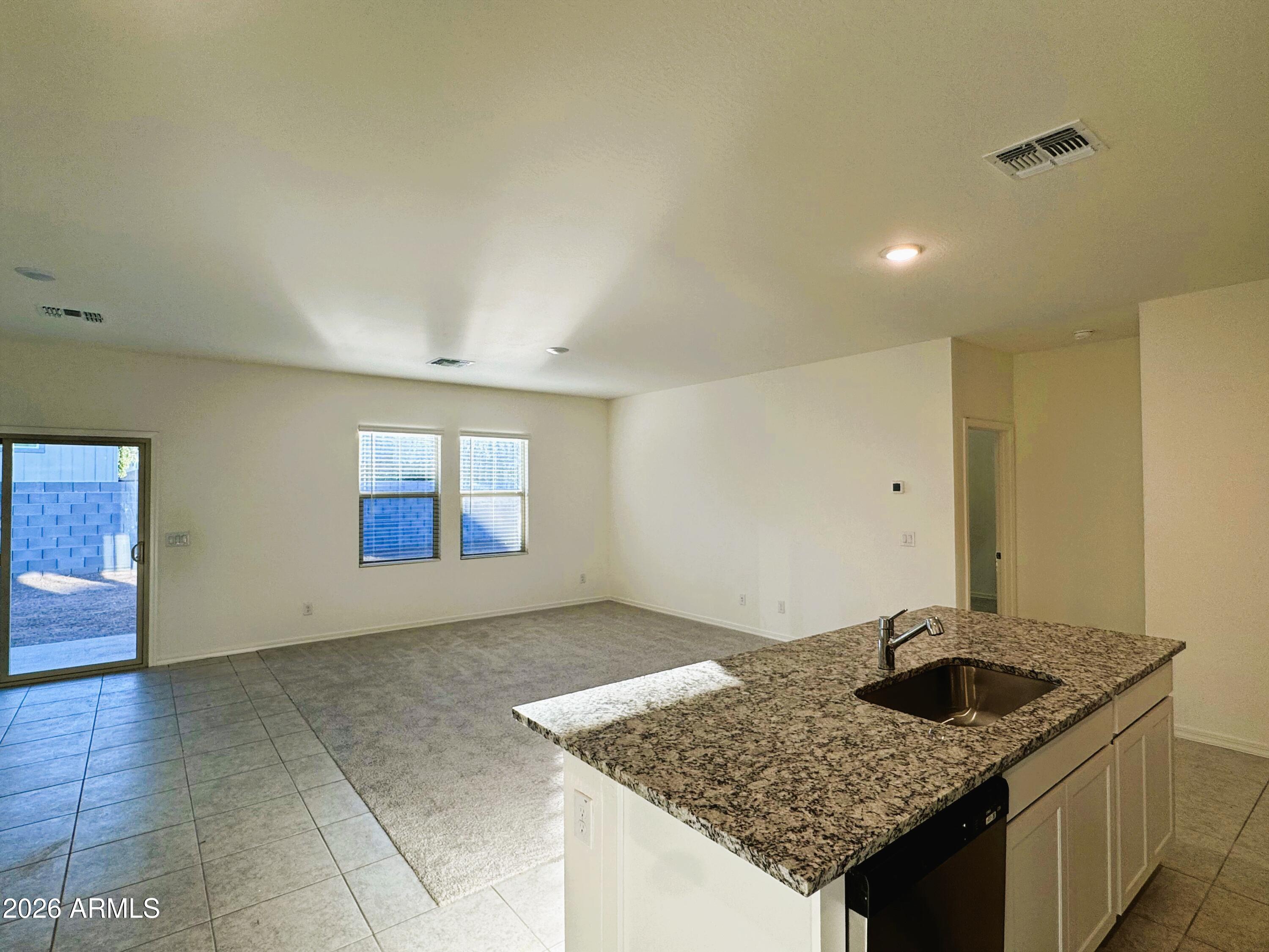 10047 W DEVONSHIRE Avenue