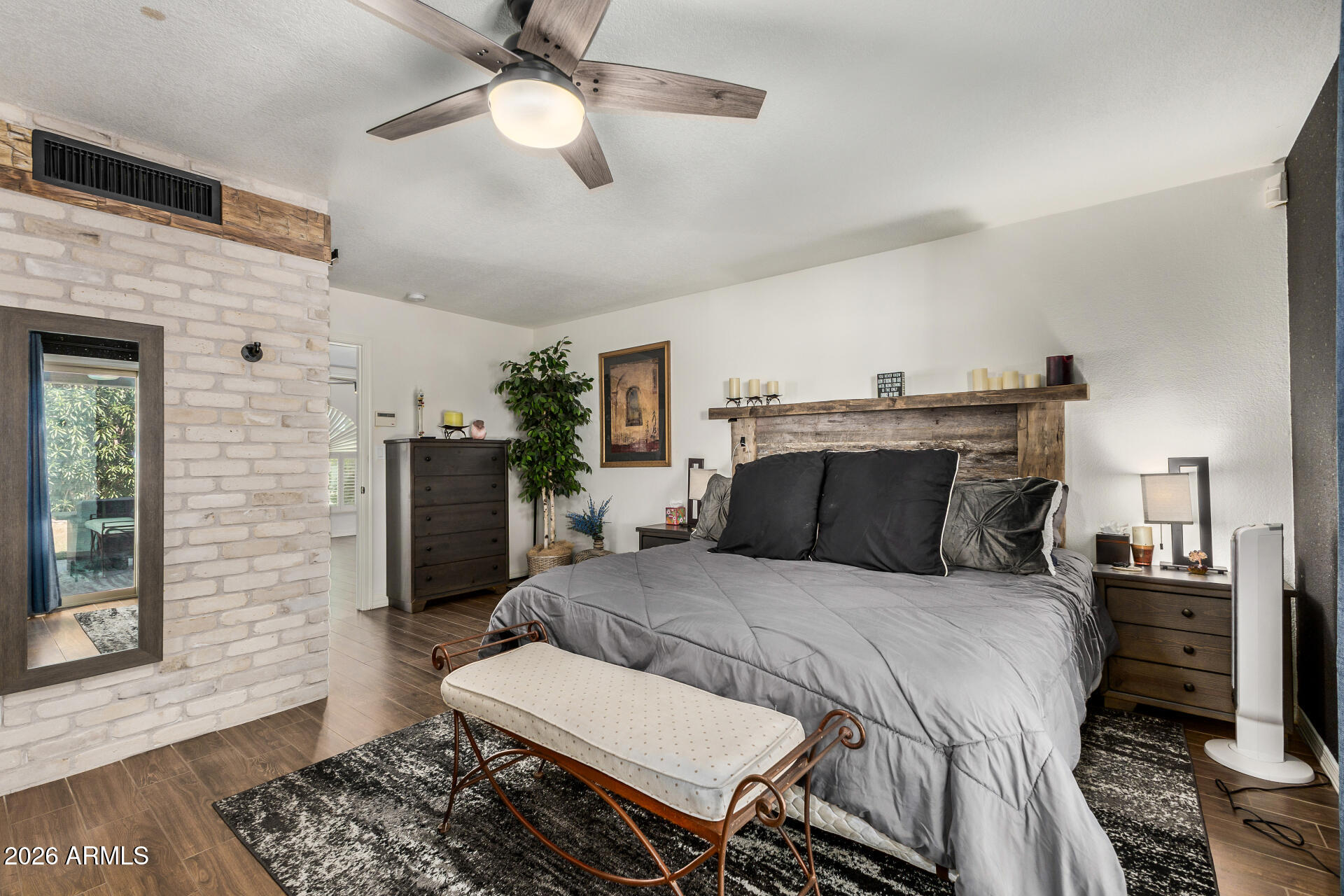 10710 E CLINTON Street