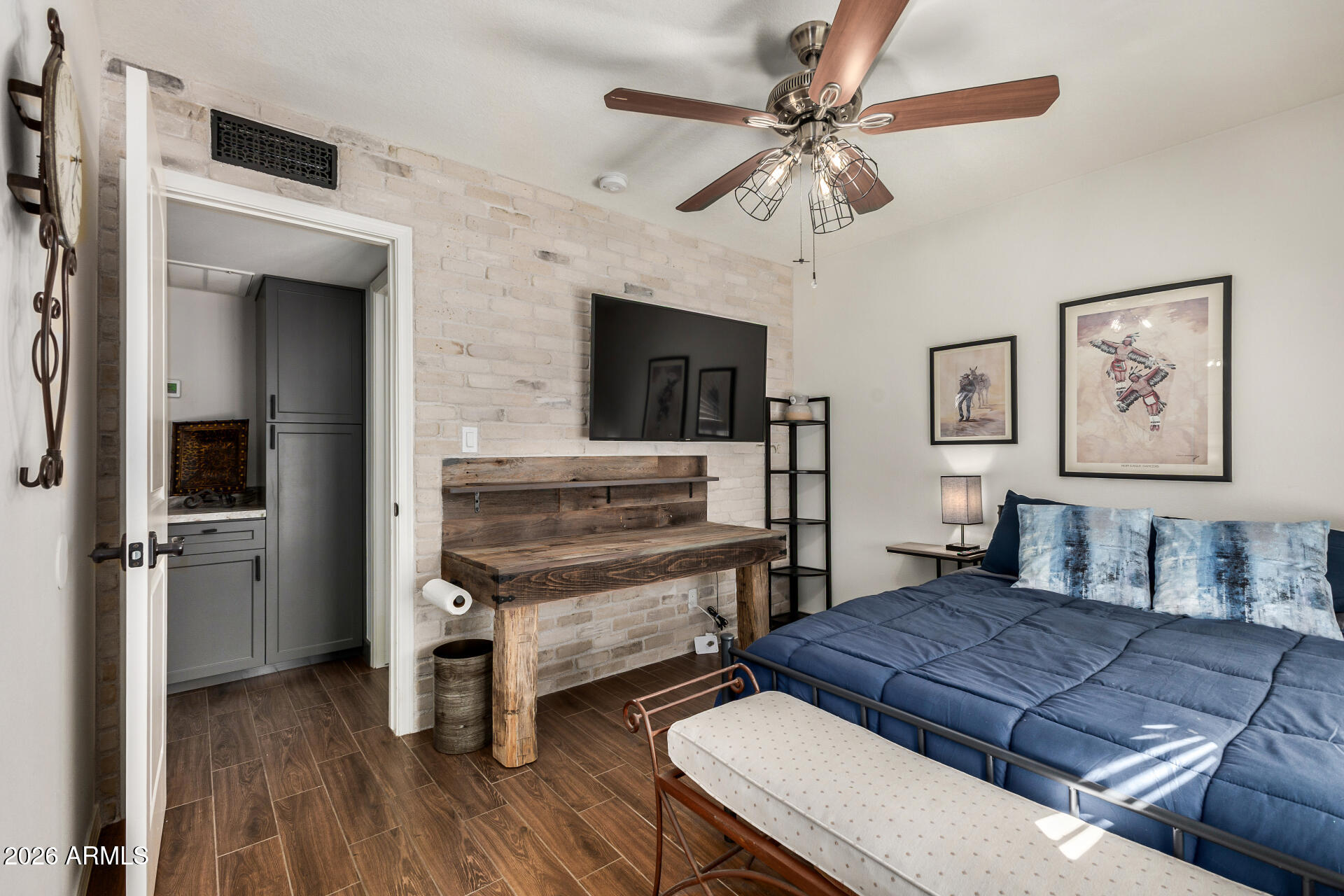 10710 E CLINTON Street