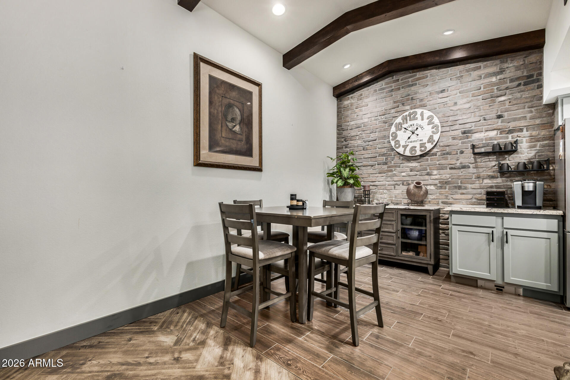 10710 E CLINTON Street