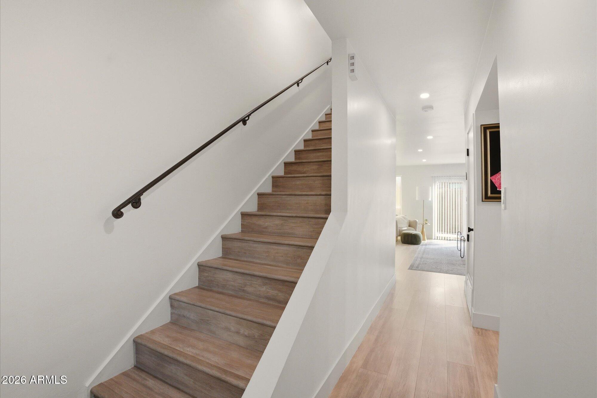 3702 E MONTEROSA Street 6