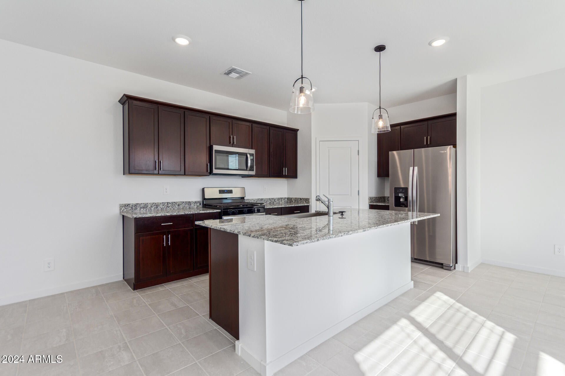 17629 W MADISON Street