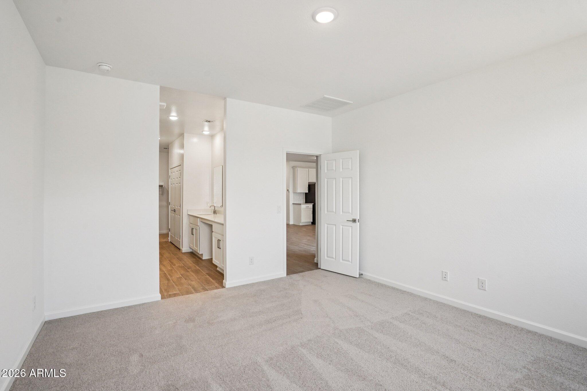 47624 W KENNER Drive