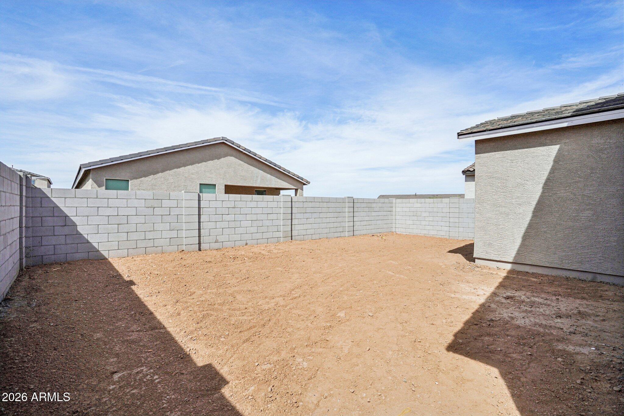 47624 W KENNER Drive