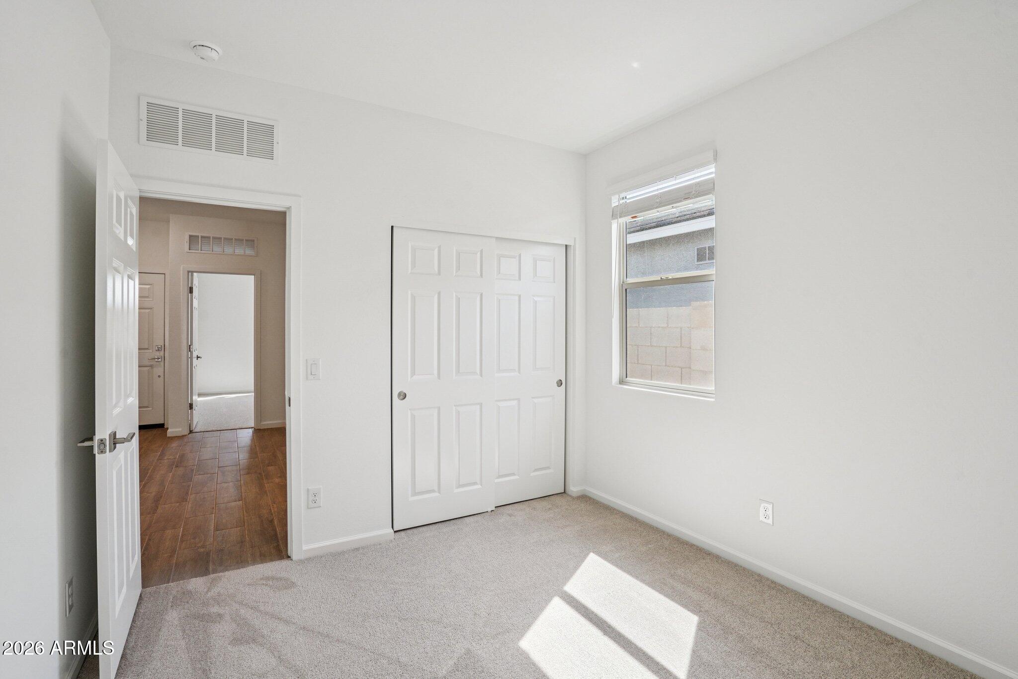 47624 W KENNER Drive