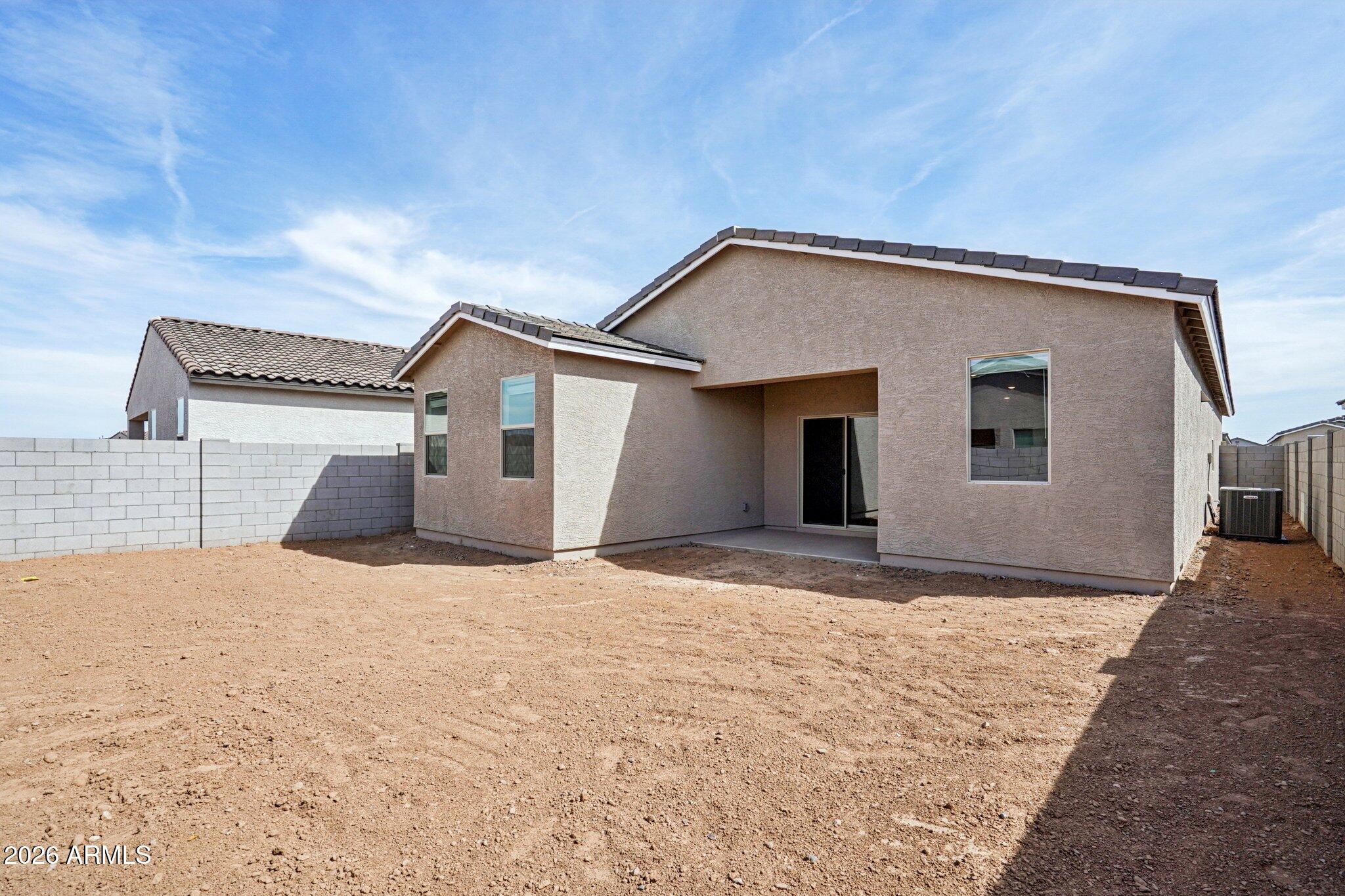 47624 W KENNER Drive