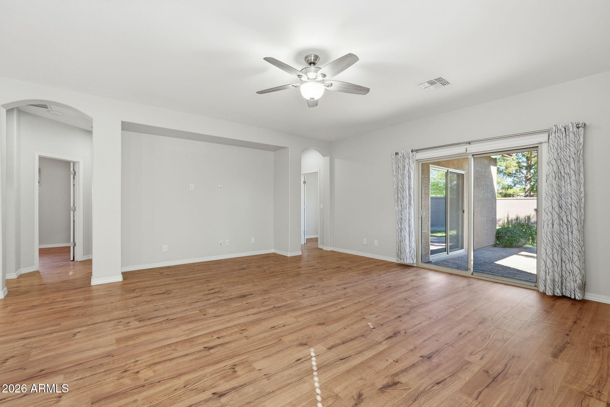 1404 W RUBBER TREE Court