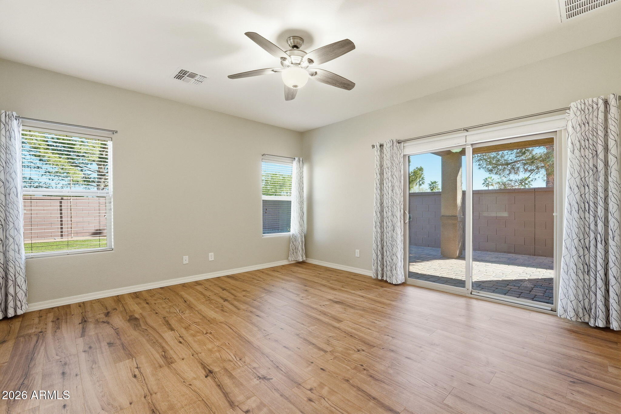 1404 W RUBBER TREE Court