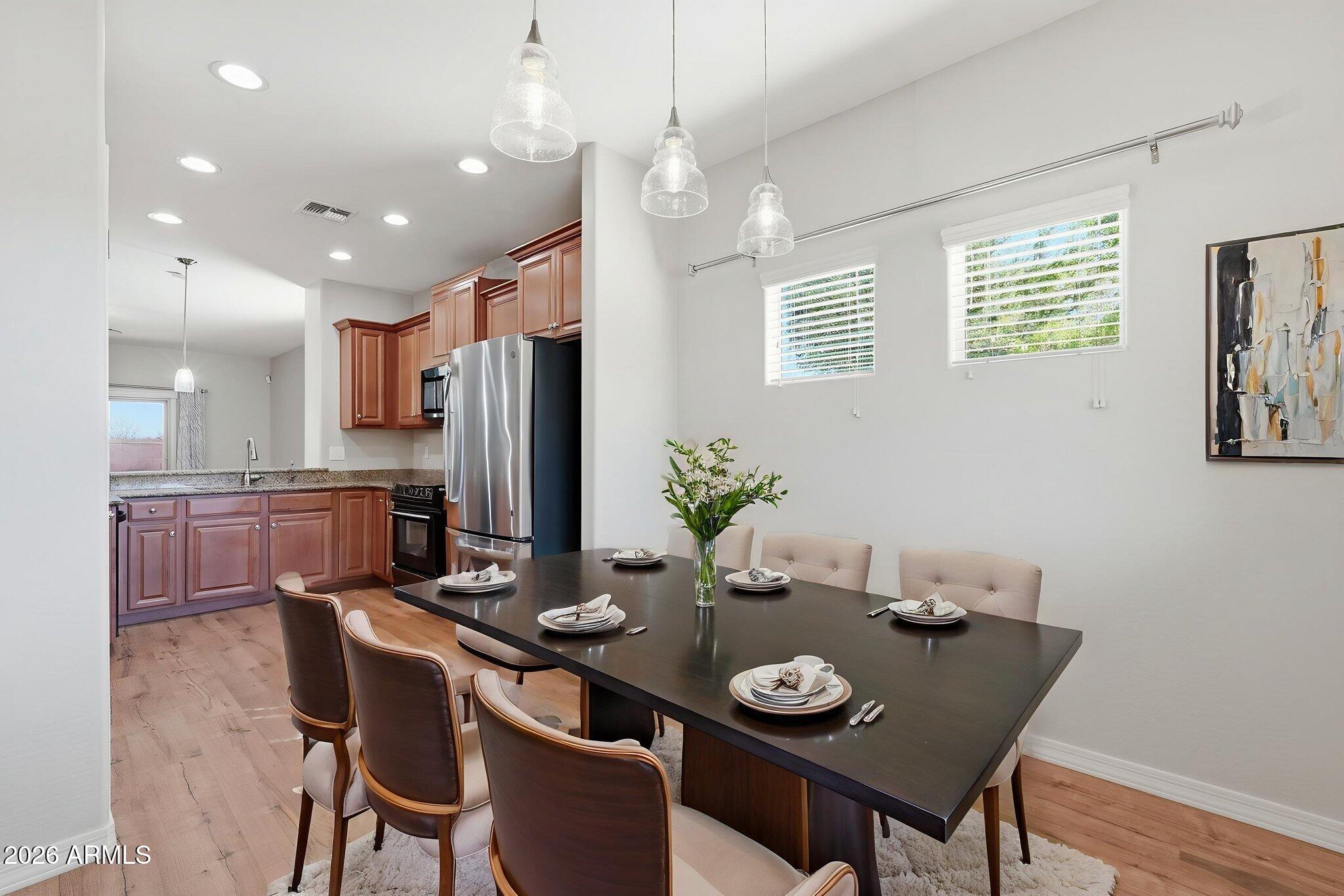 1404 W RUBBER TREE Court