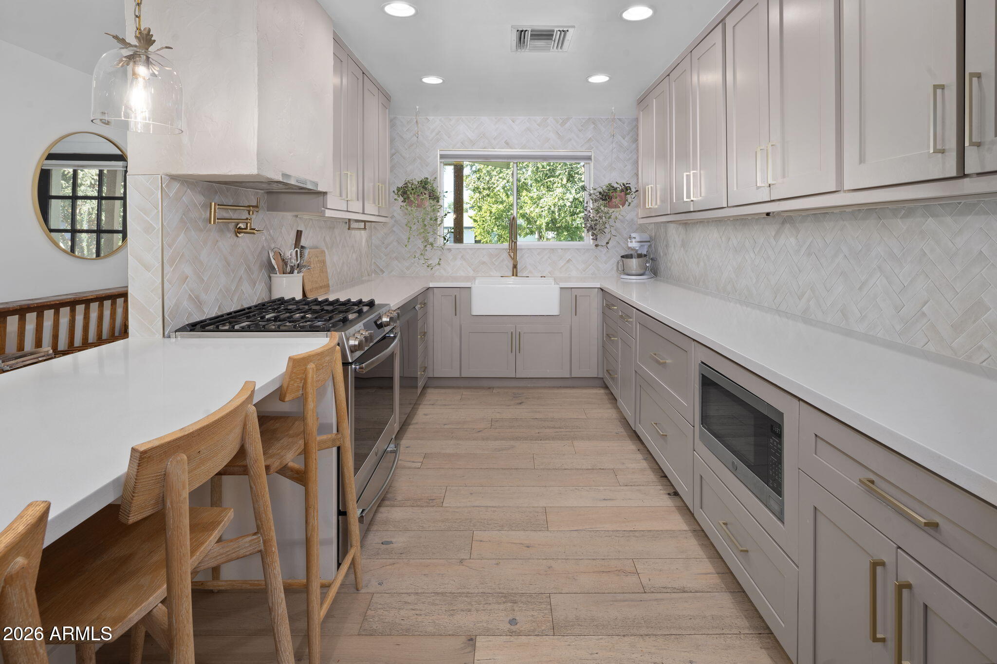 3109 N 41ST Place