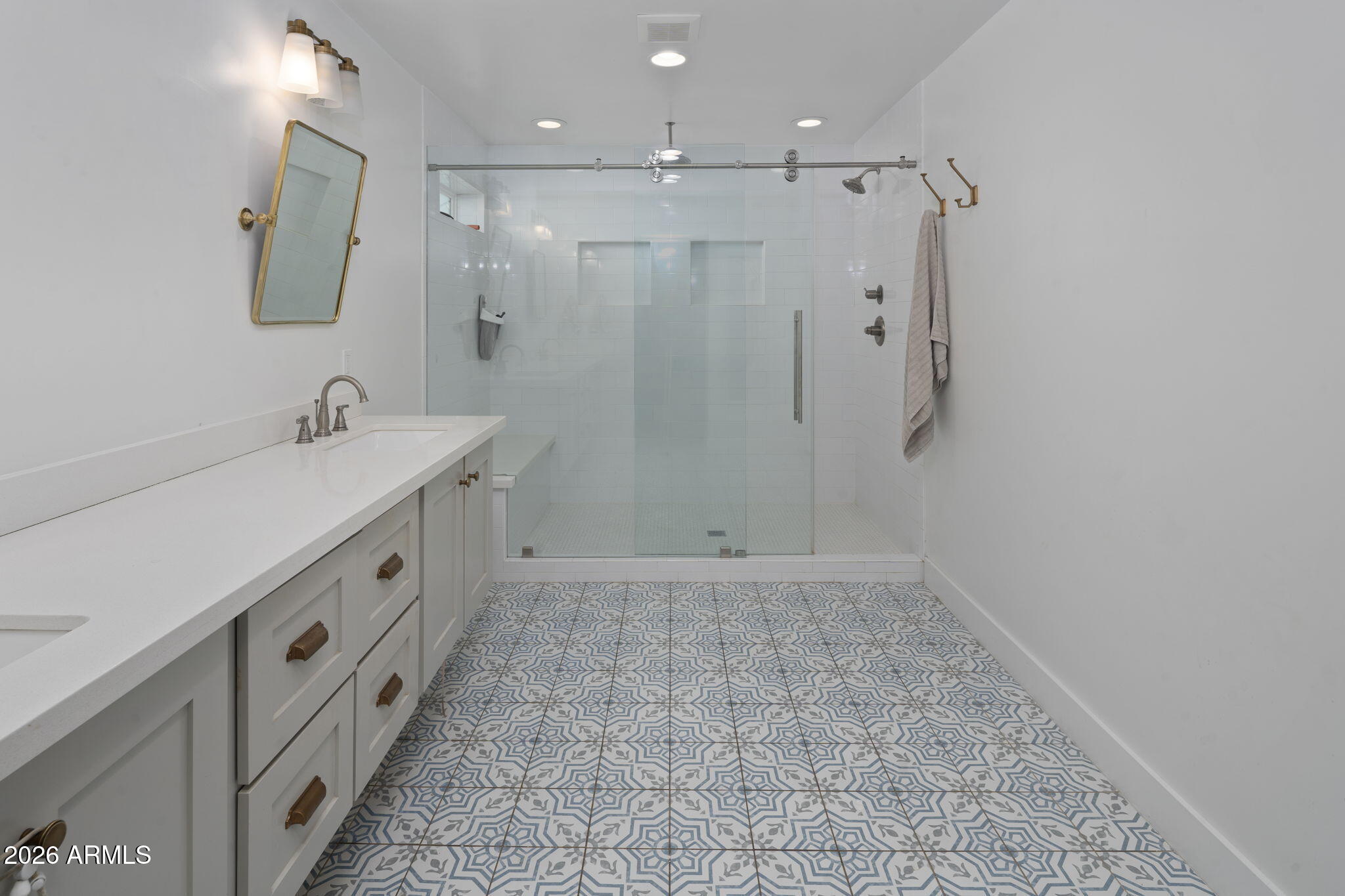 3109 N 41ST Place