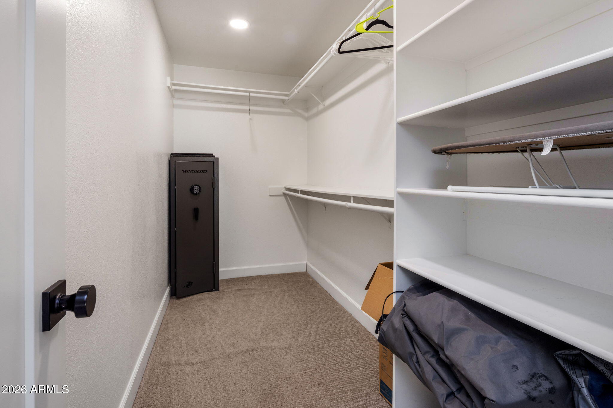 5839 E VOLTAIRE Avenue