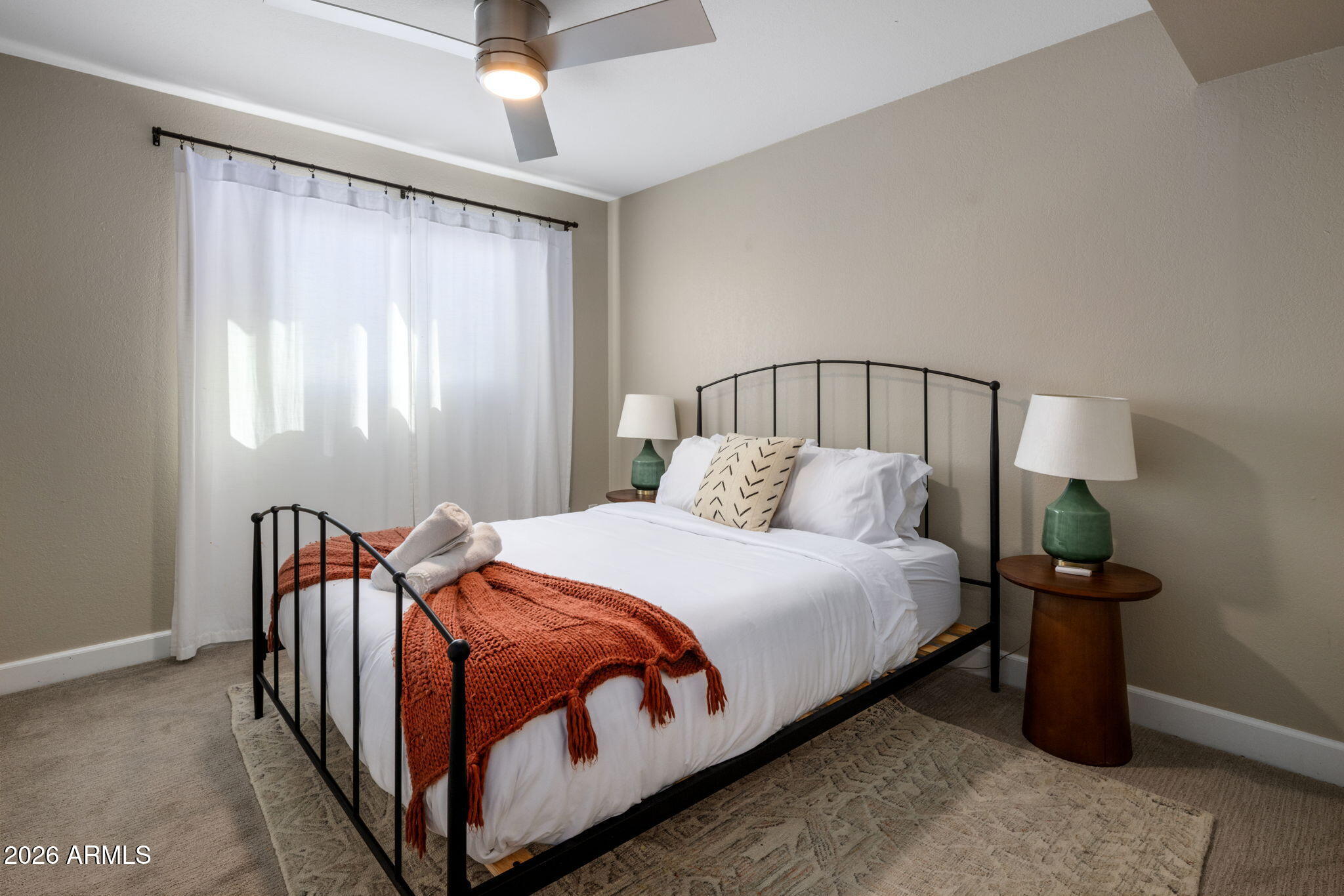 5839 E VOLTAIRE Avenue