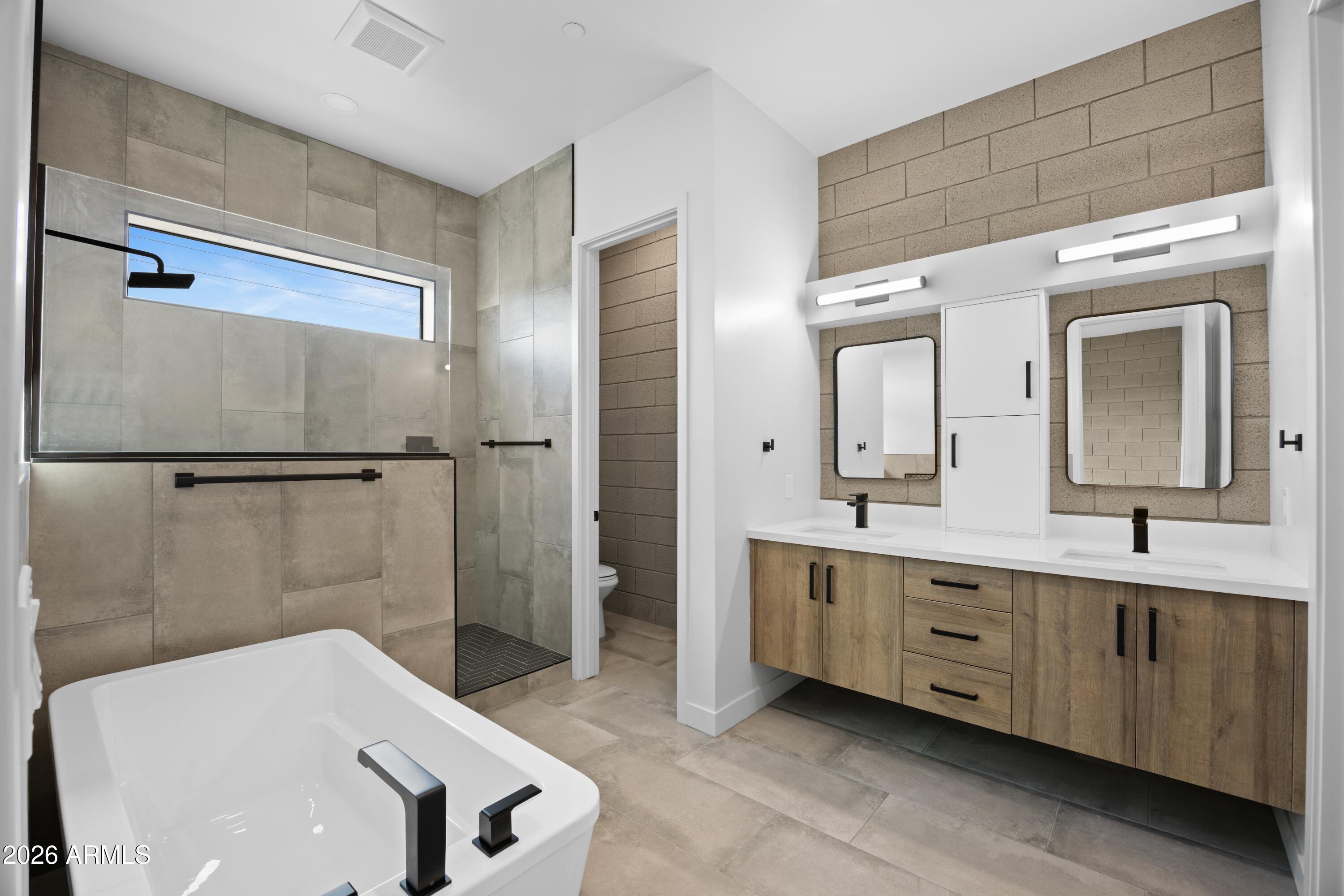 377 E WINDSOR Avenue 21