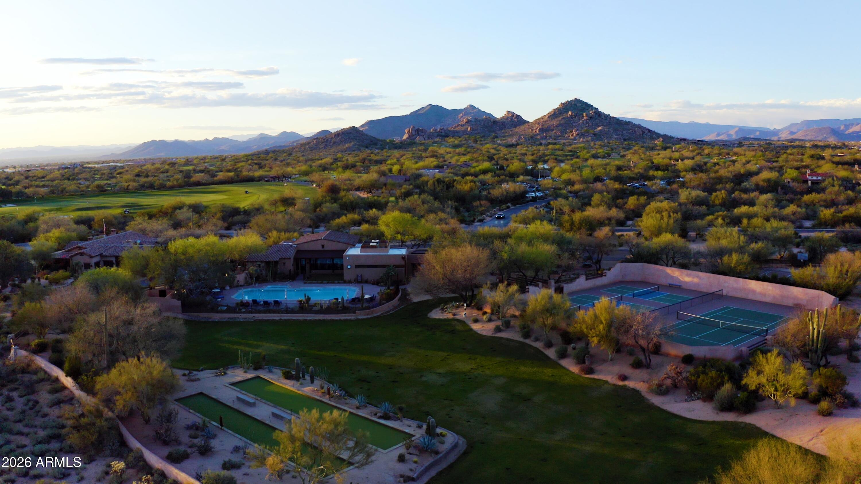8600 E WHISPER ROCK Trail 102