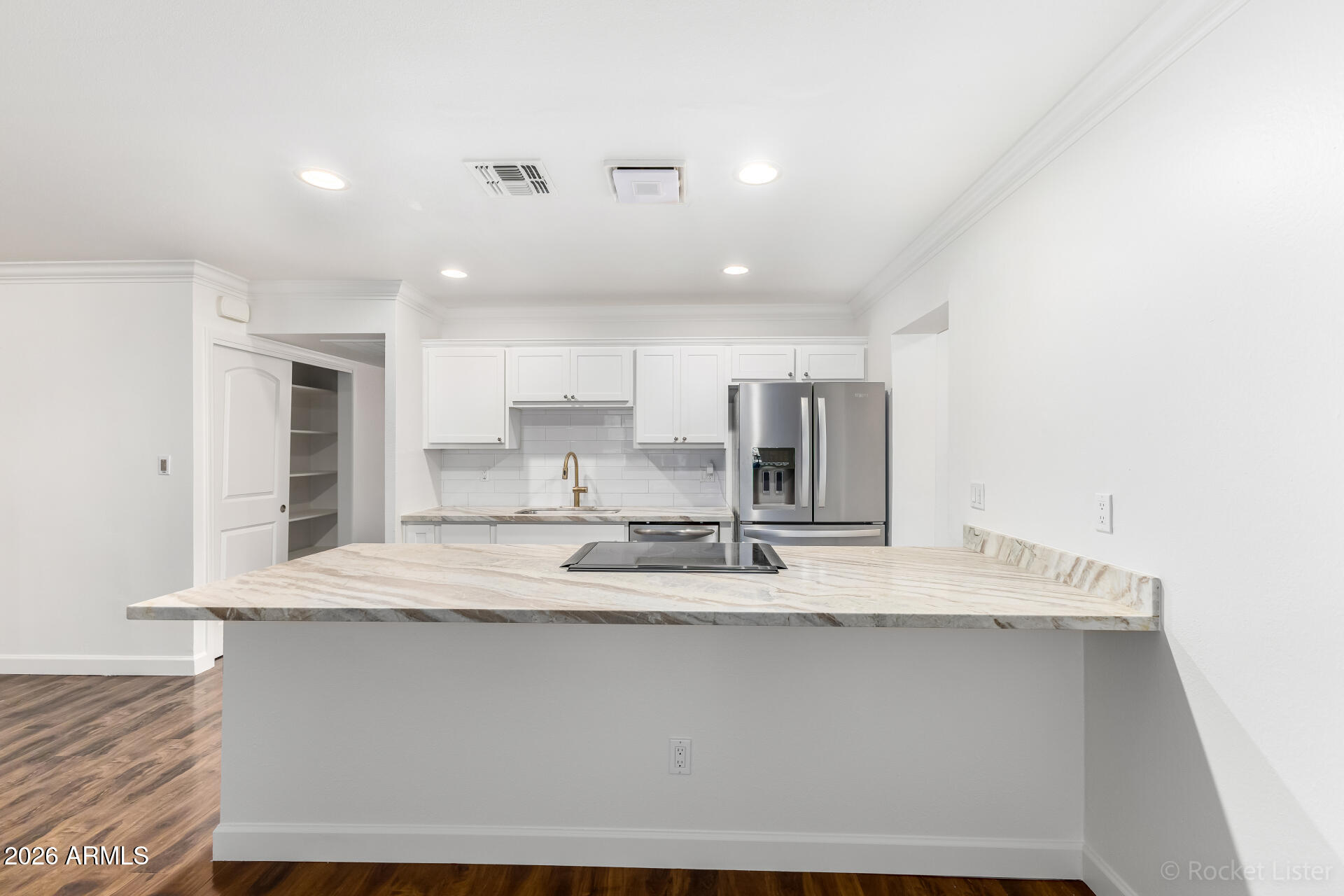 8531 E CLARENDON Avenue