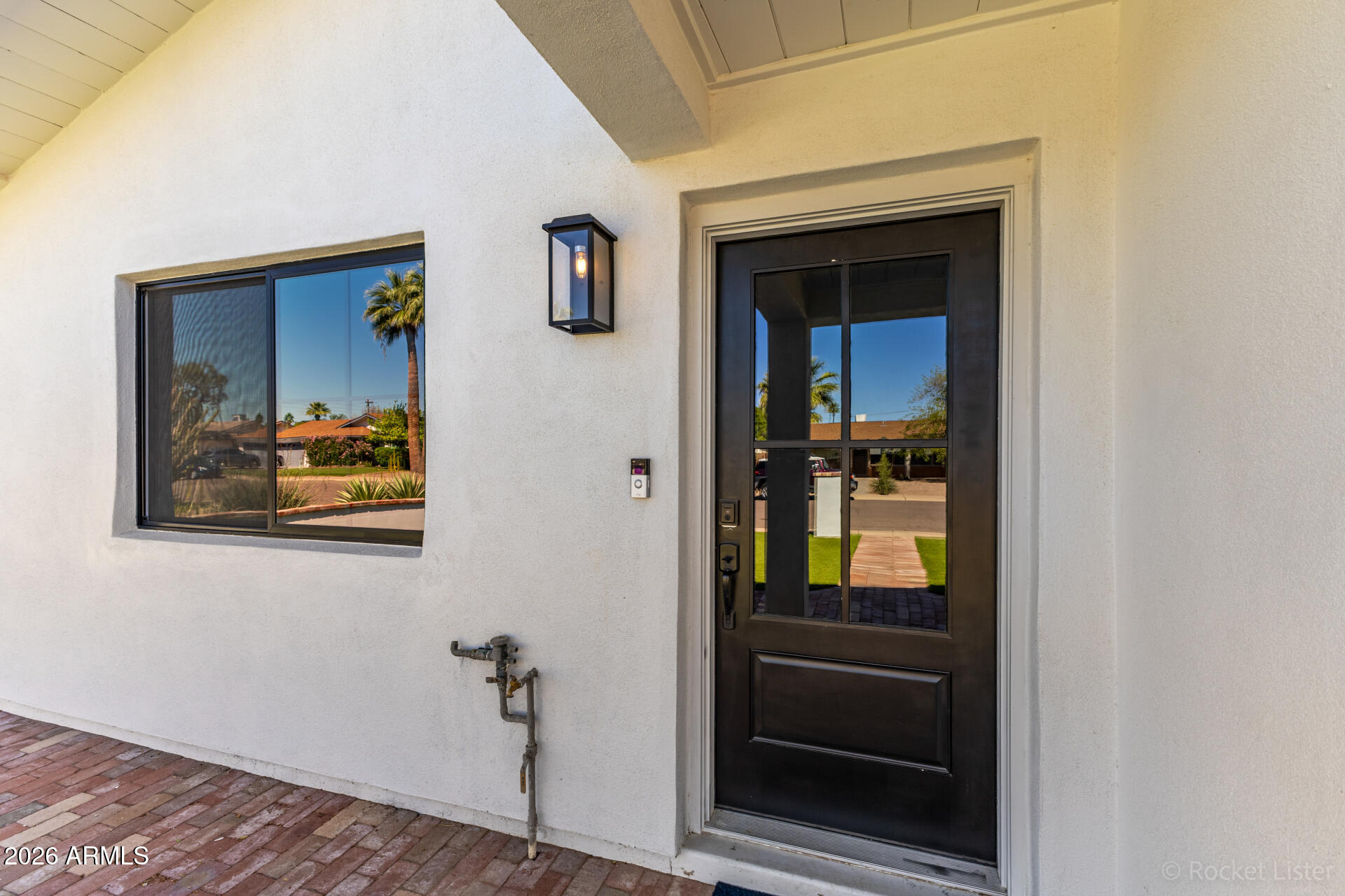 8531 E CLARENDON Avenue