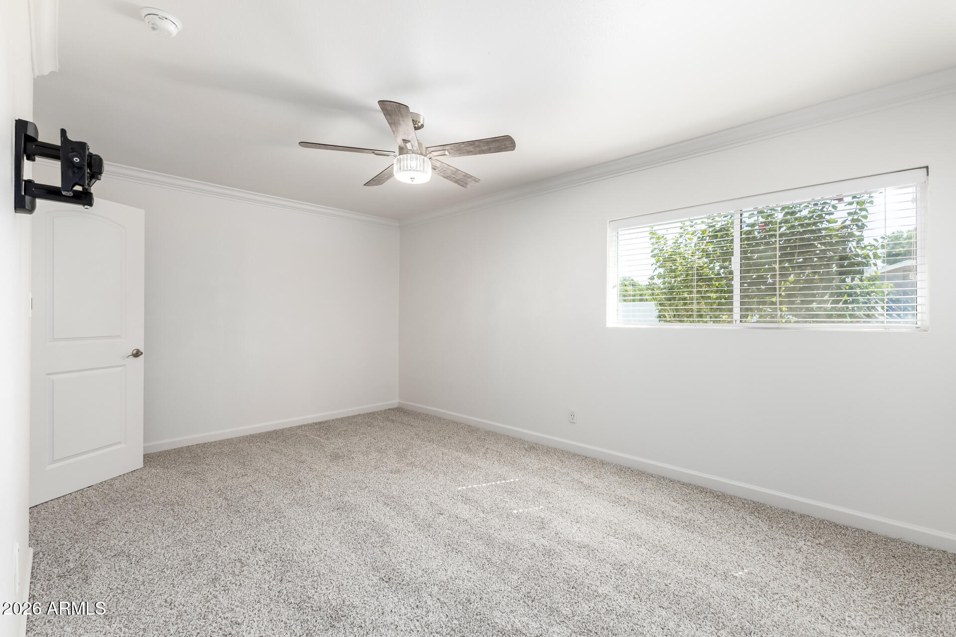 8531 E CLARENDON Avenue