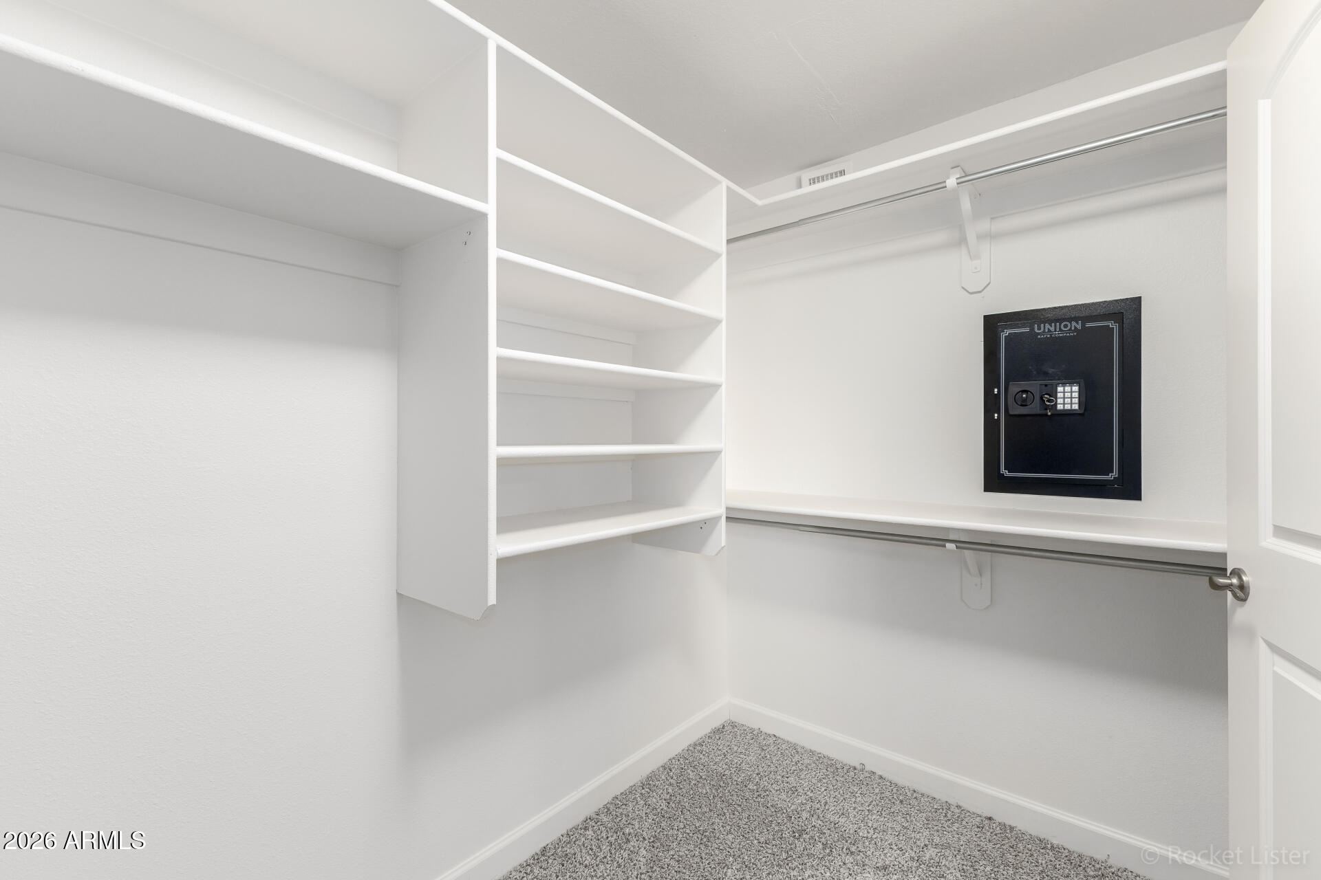 8531 E CLARENDON Avenue