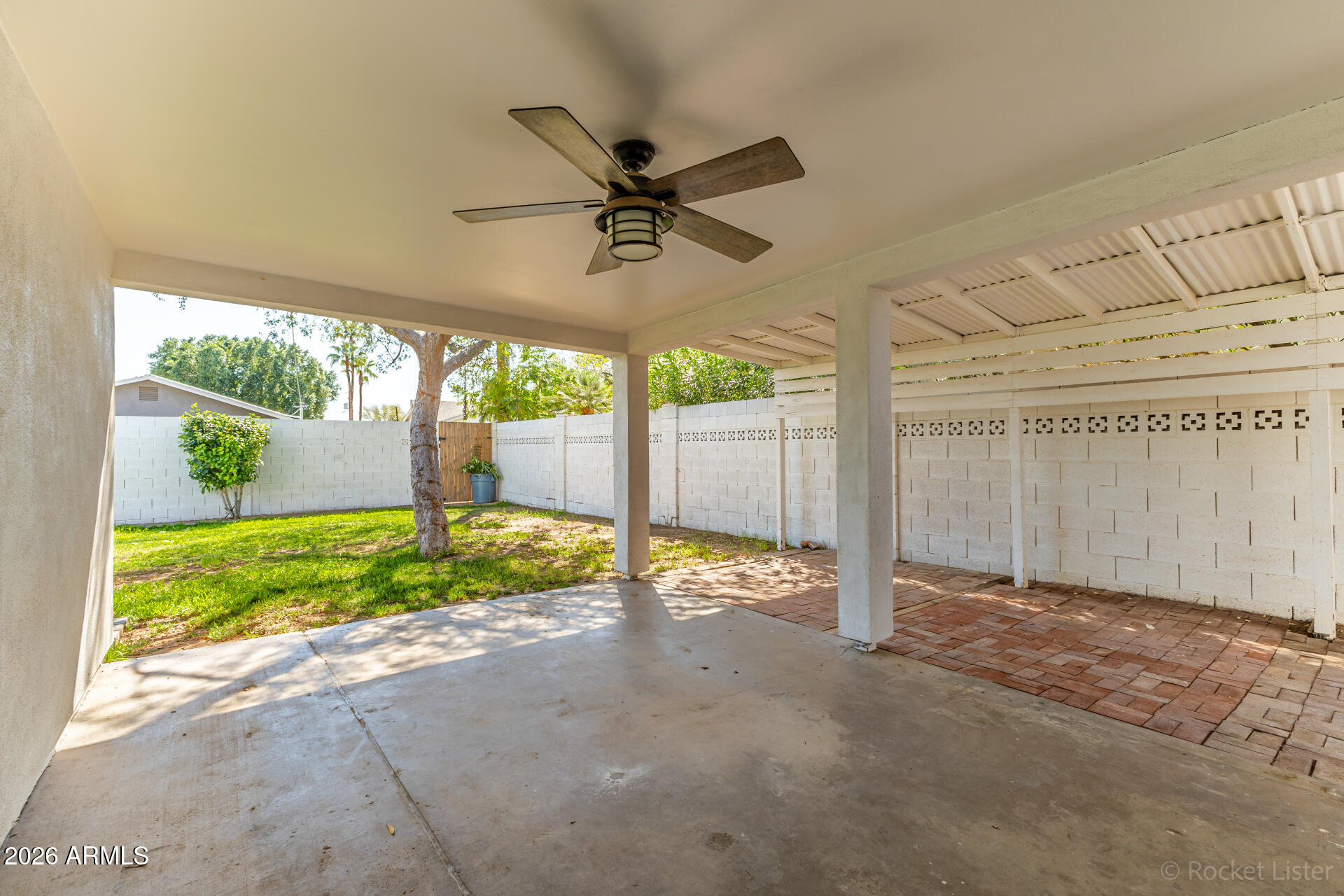 8531 E CLARENDON Avenue