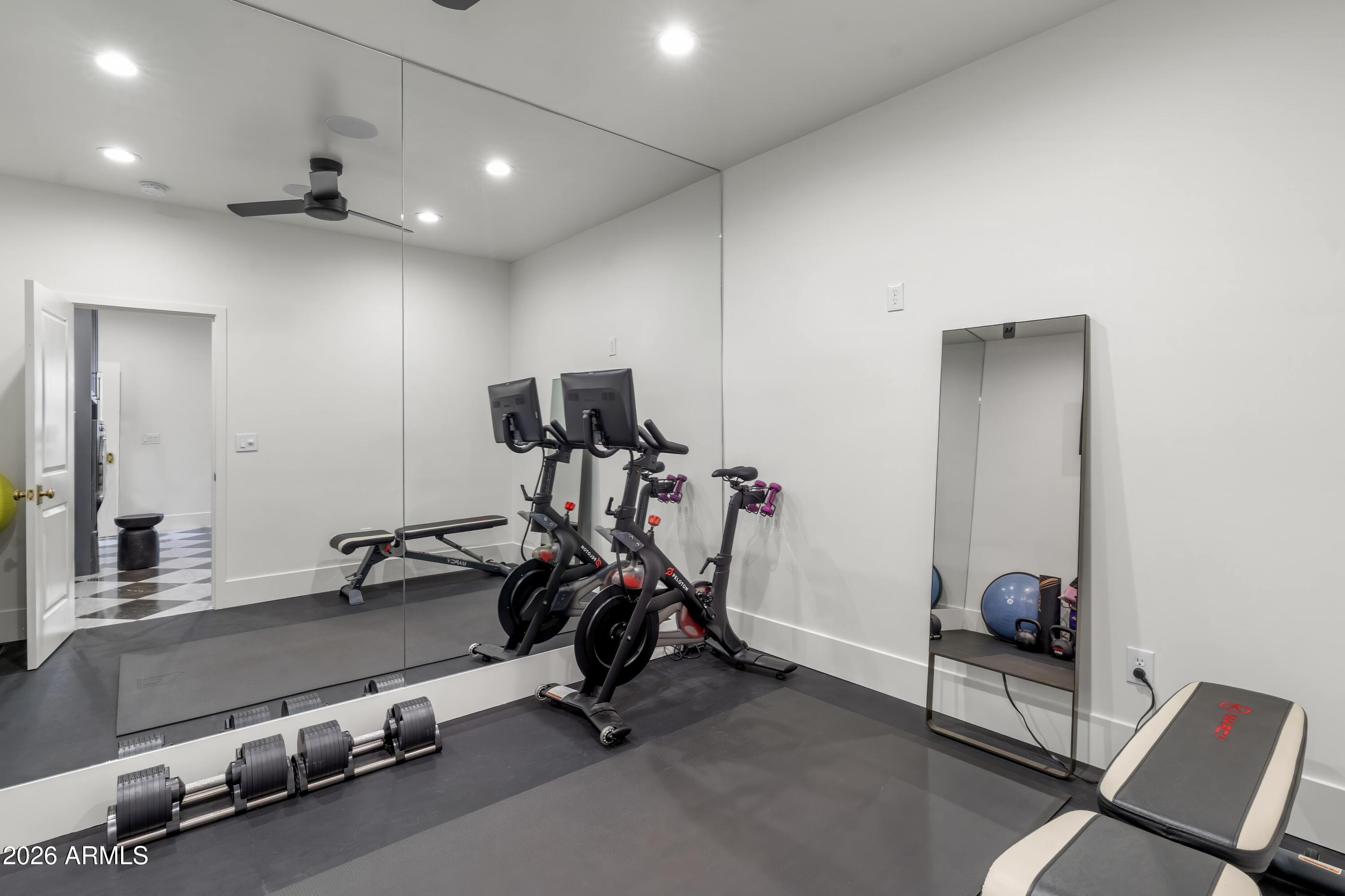 8119 E FOOTHILLS Drive