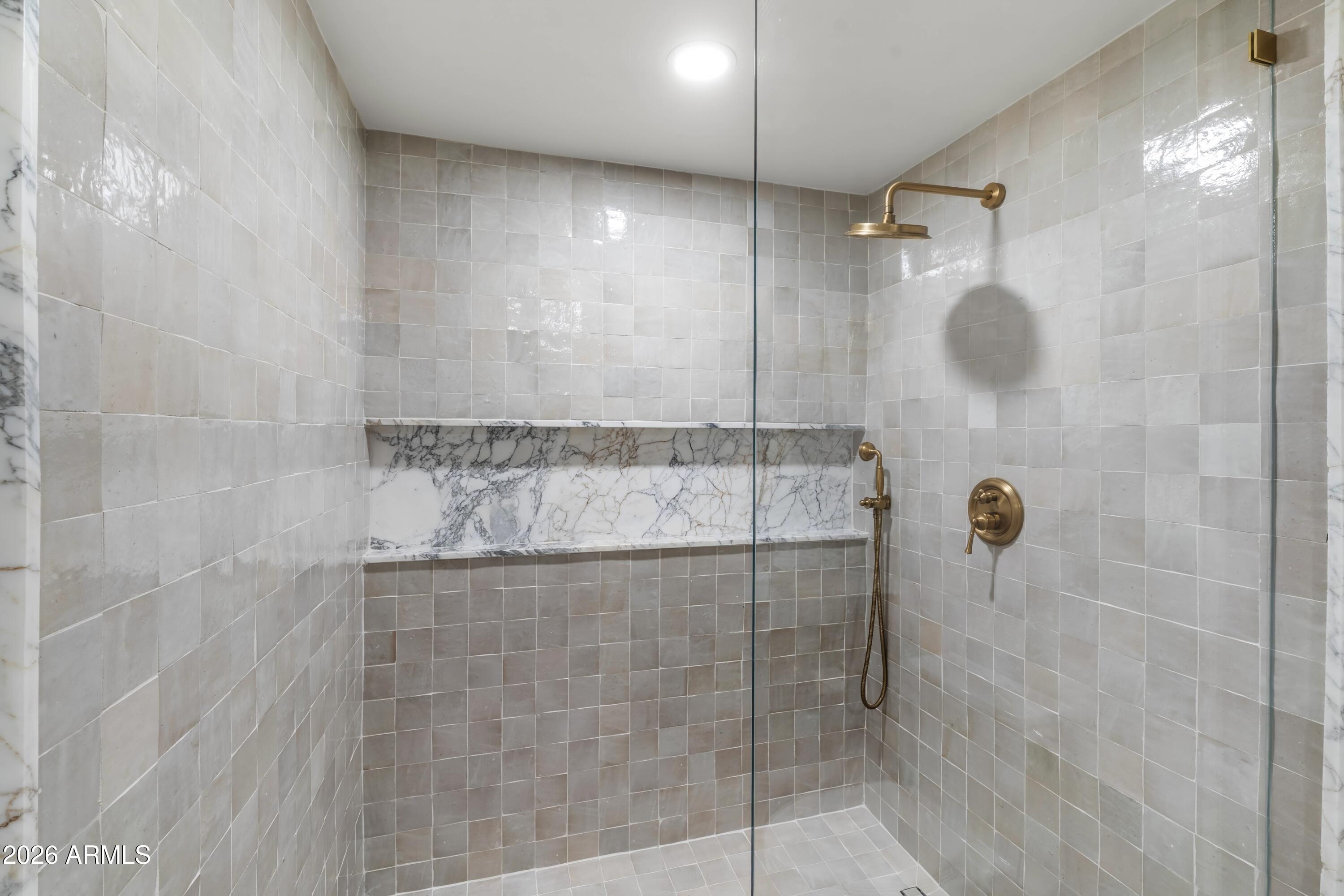 8119 E FOOTHILLS Drive