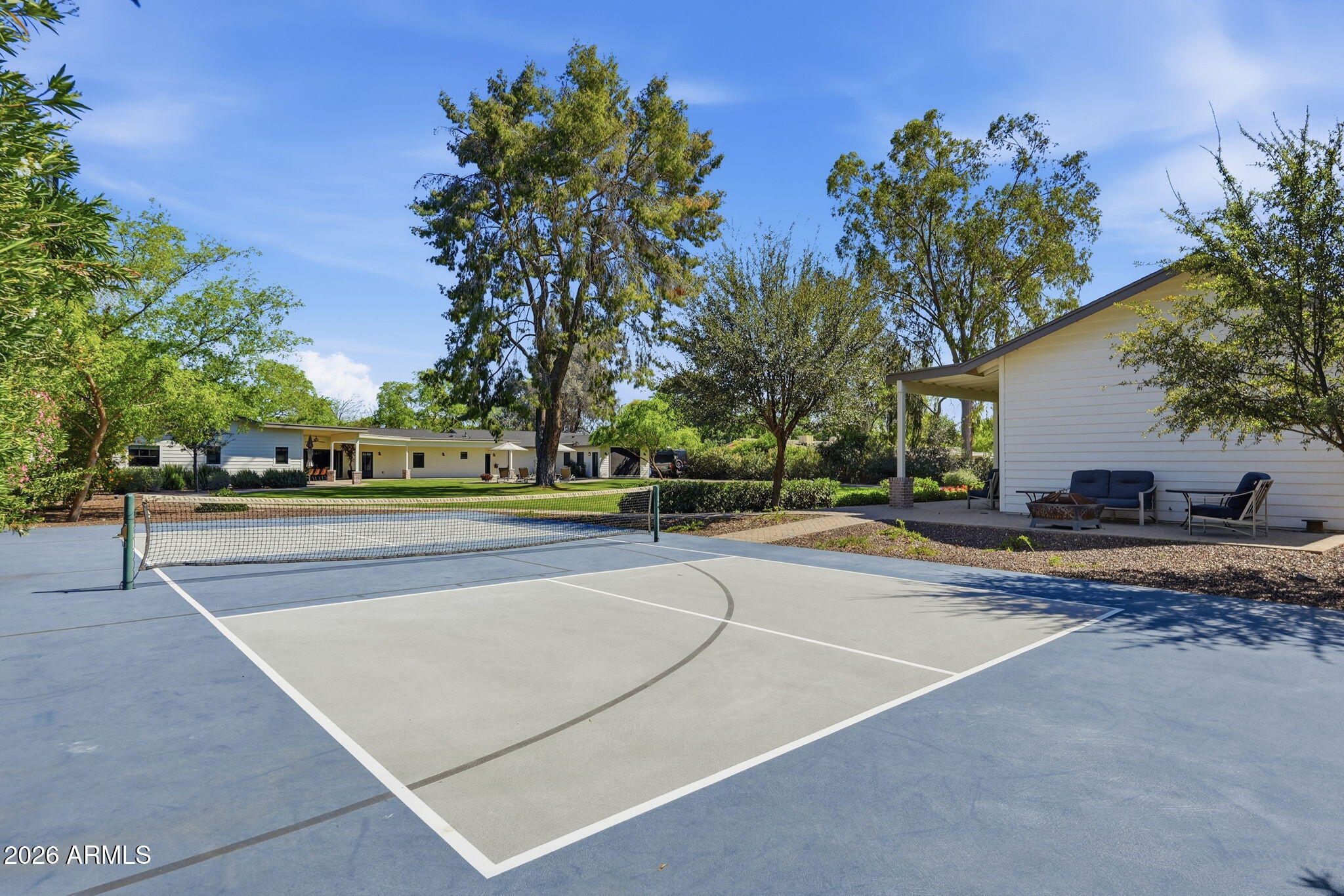 8202 N 74TH Place