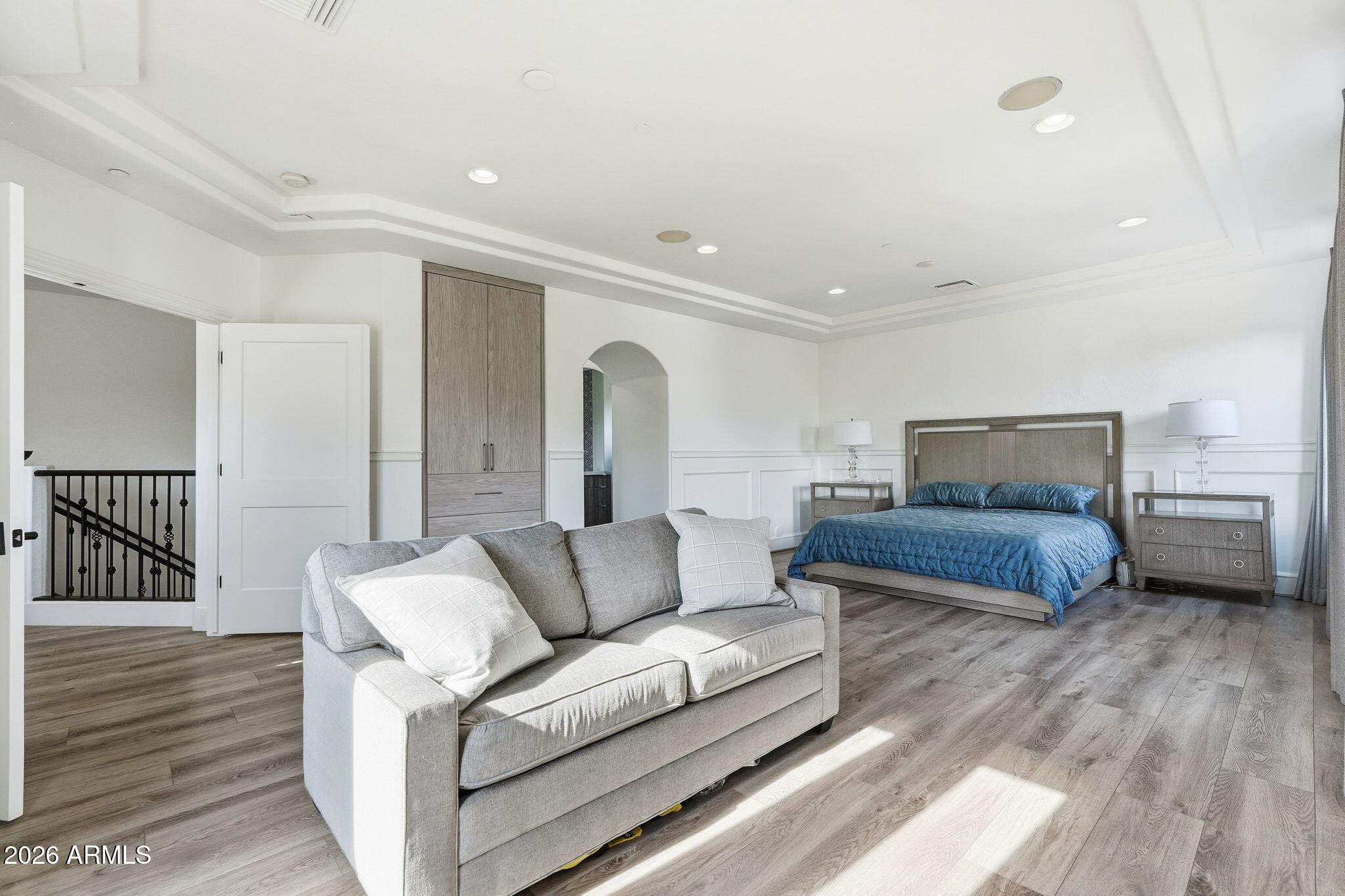 9832 E EDGESTONE Drive