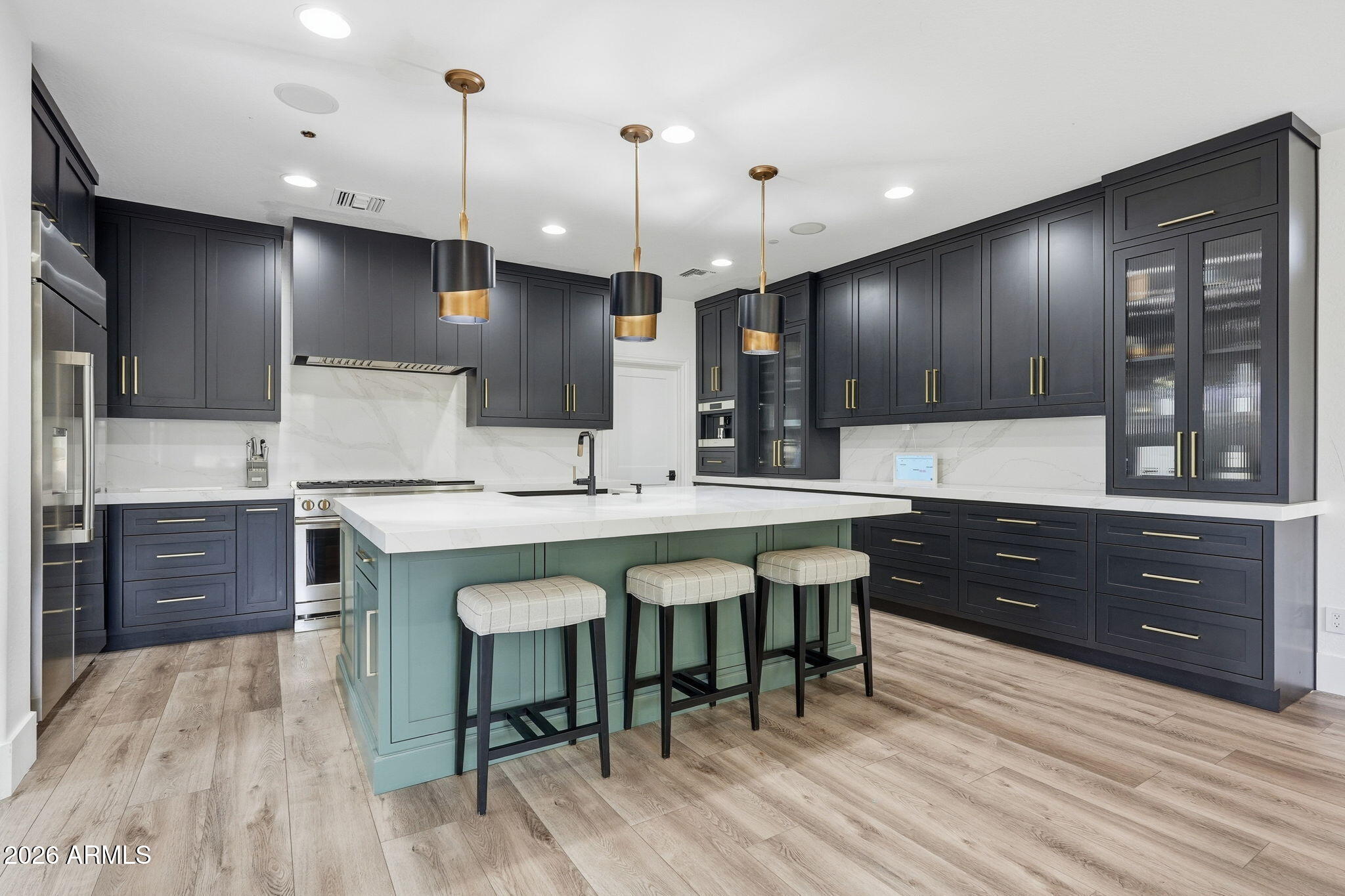 9832 E EDGESTONE Drive