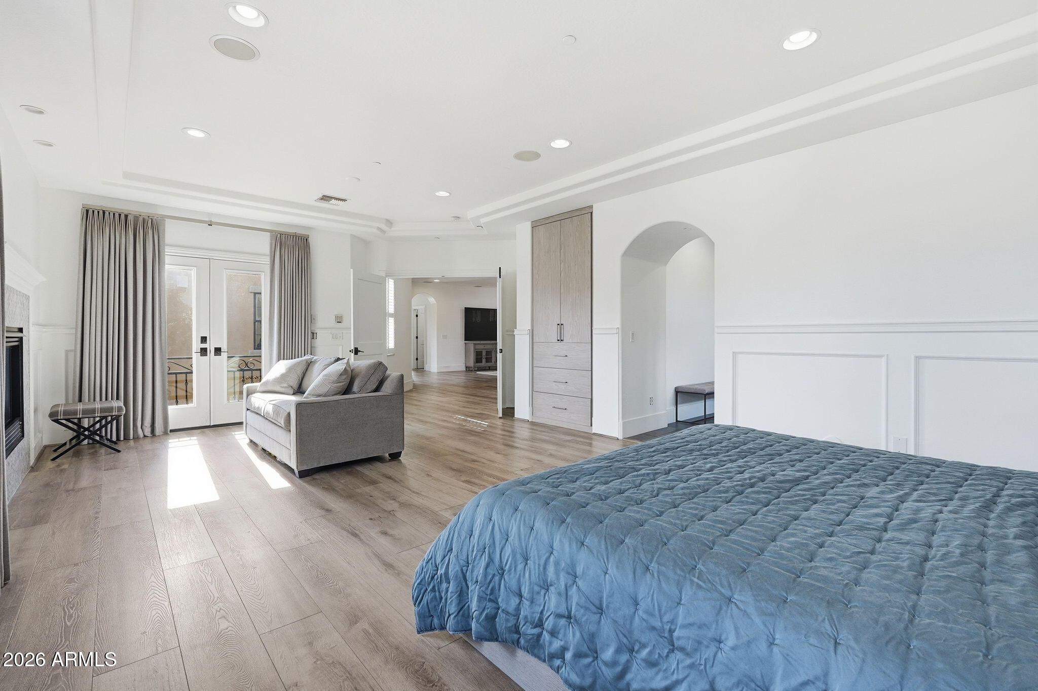 9832 E EDGESTONE Drive