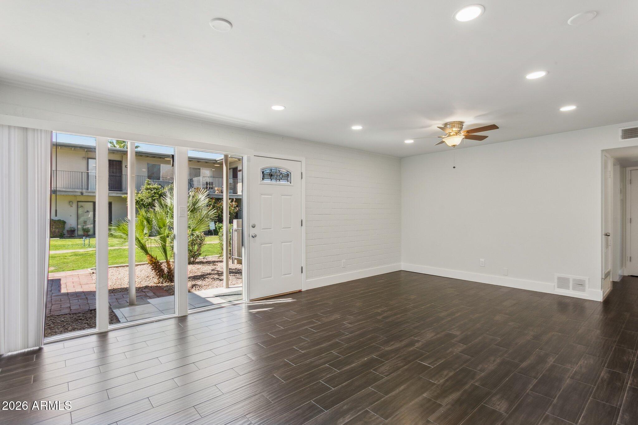 4142 E CALLE REDONDA 62