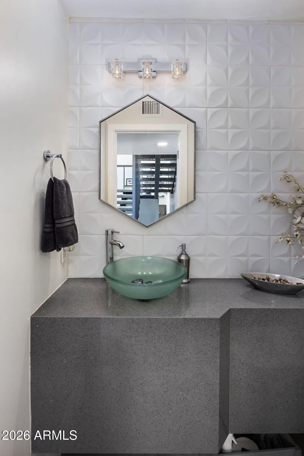 8633 E MONTEROSA Avenue