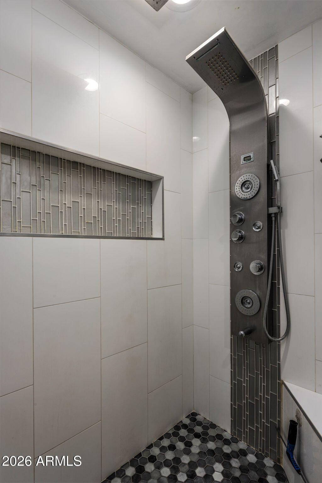 8633 E MONTEROSA Avenue