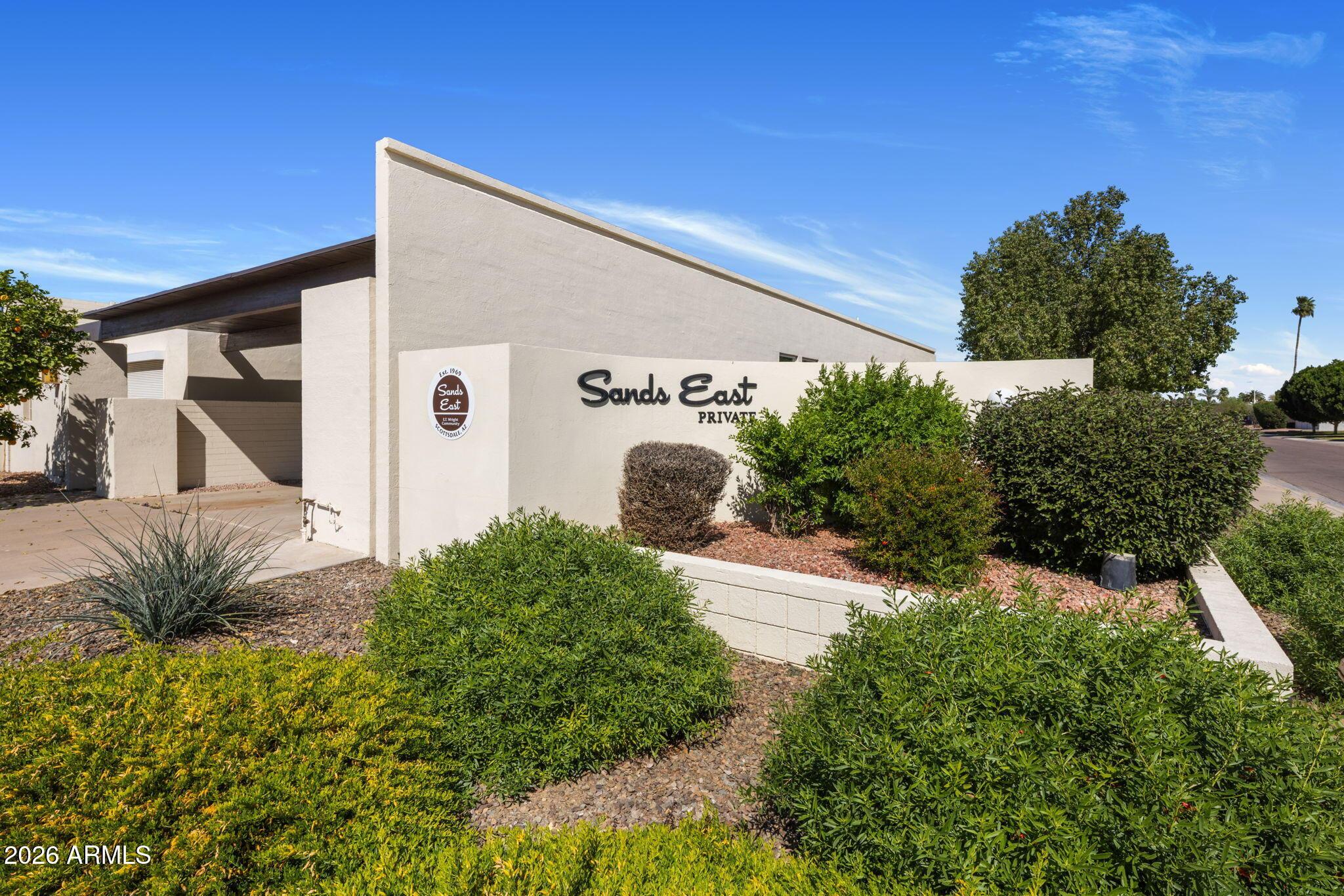 8633 E MONTEROSA Avenue