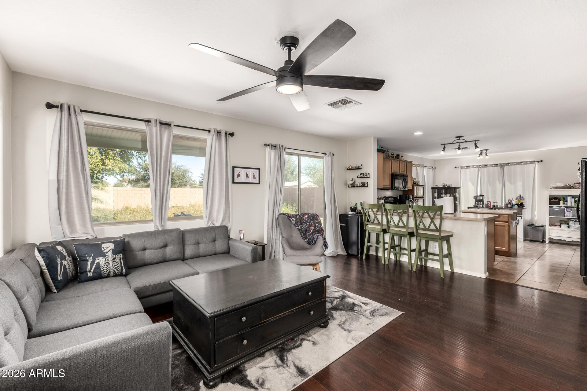 1394 E PENNY Lane