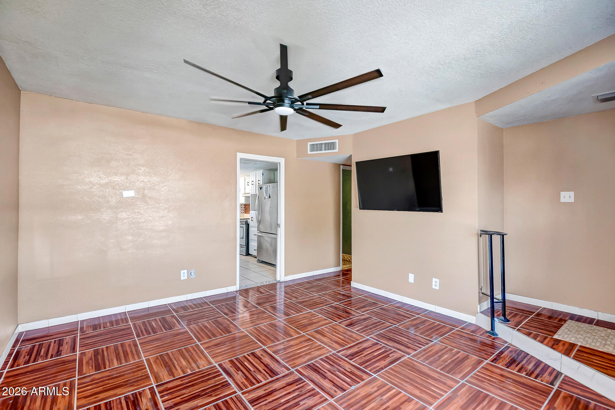 6433 W CATALINA Drive