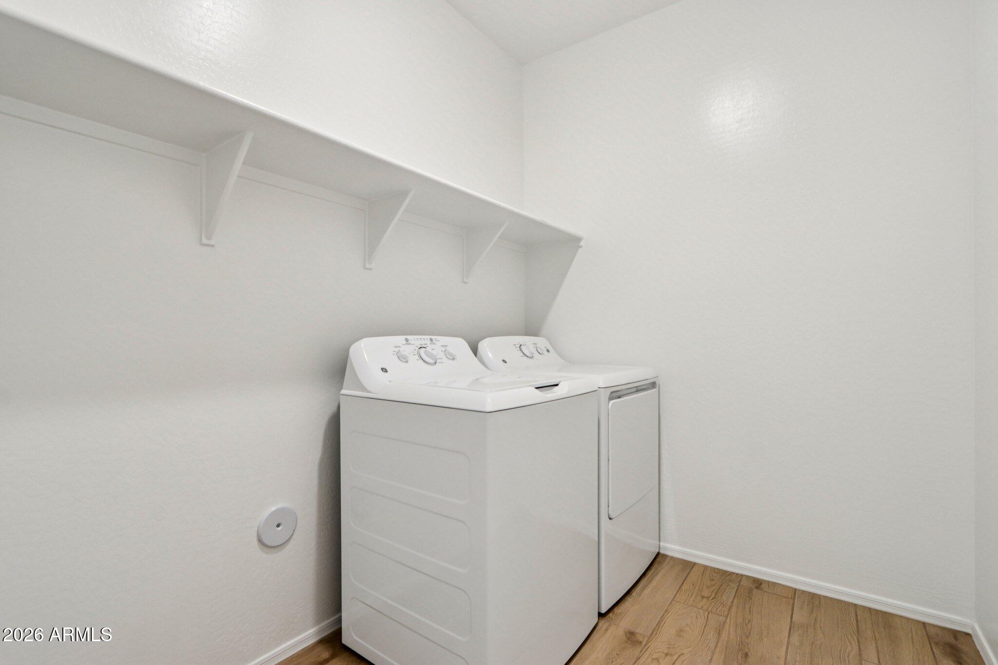 24247 W BOWKER Street