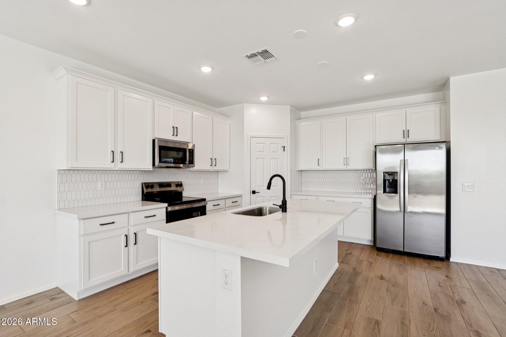 24247 W BOWKER Street