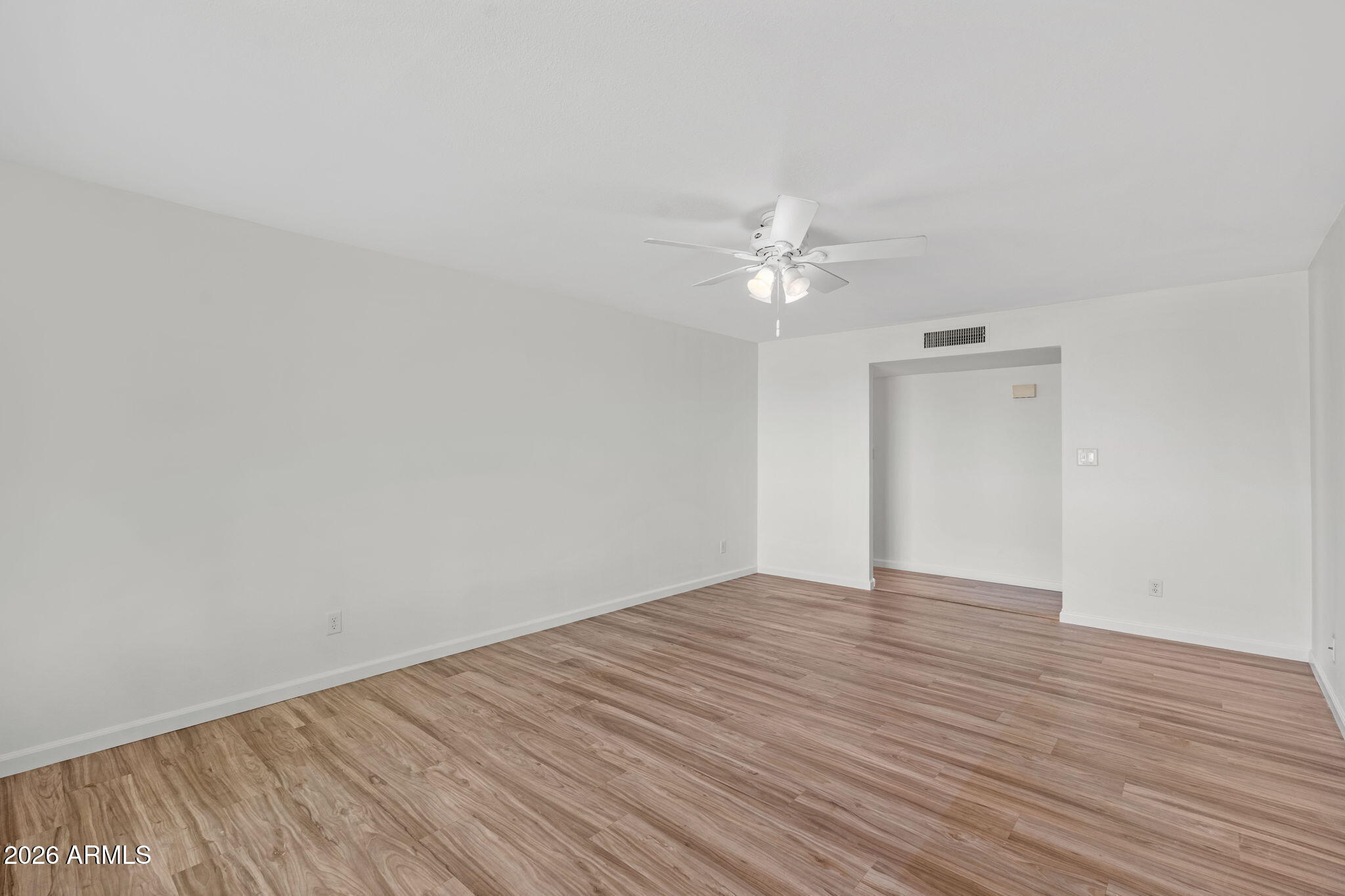 2137 E APOLLO Avenue