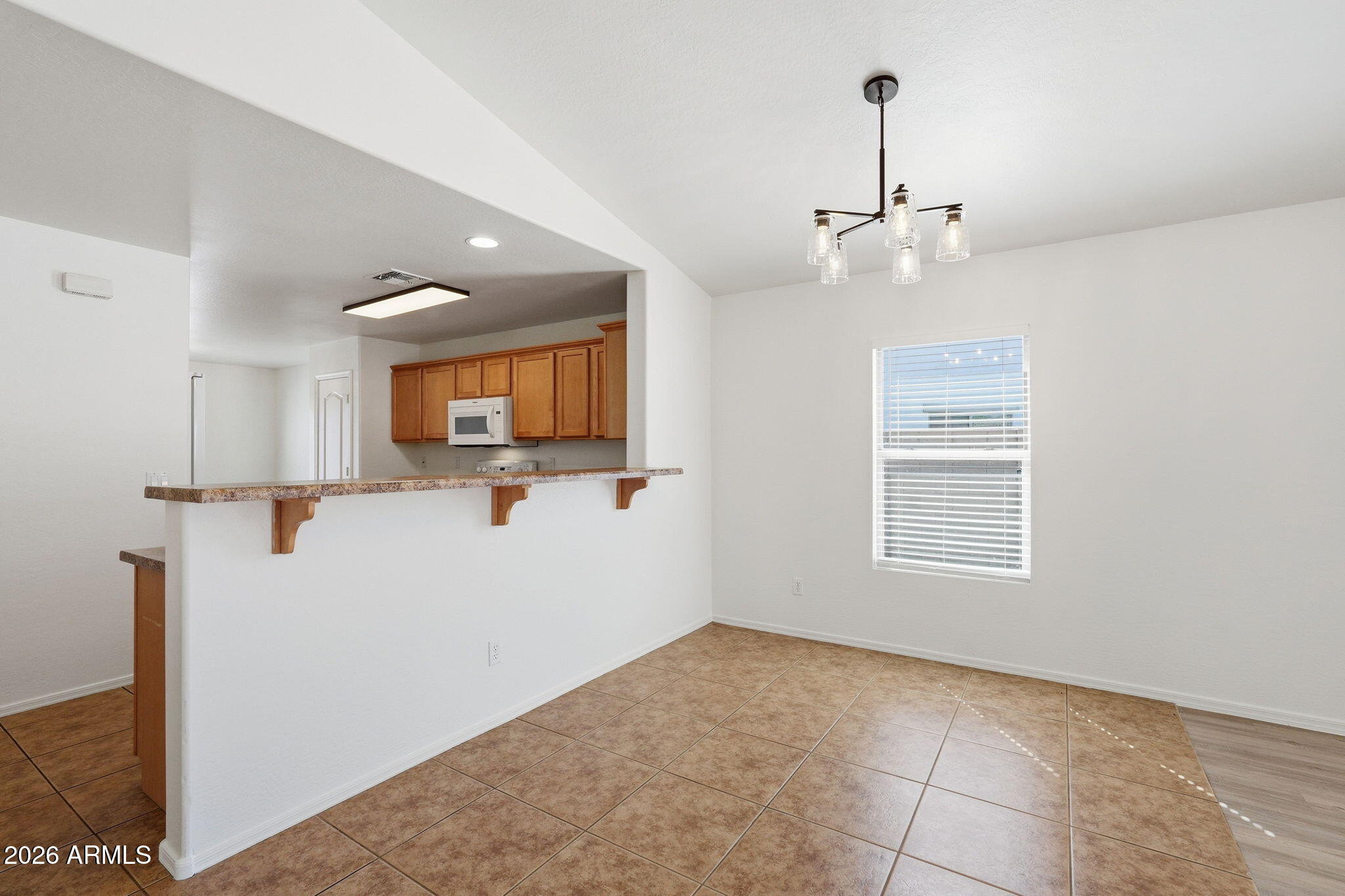 4522 E ALAMO Street